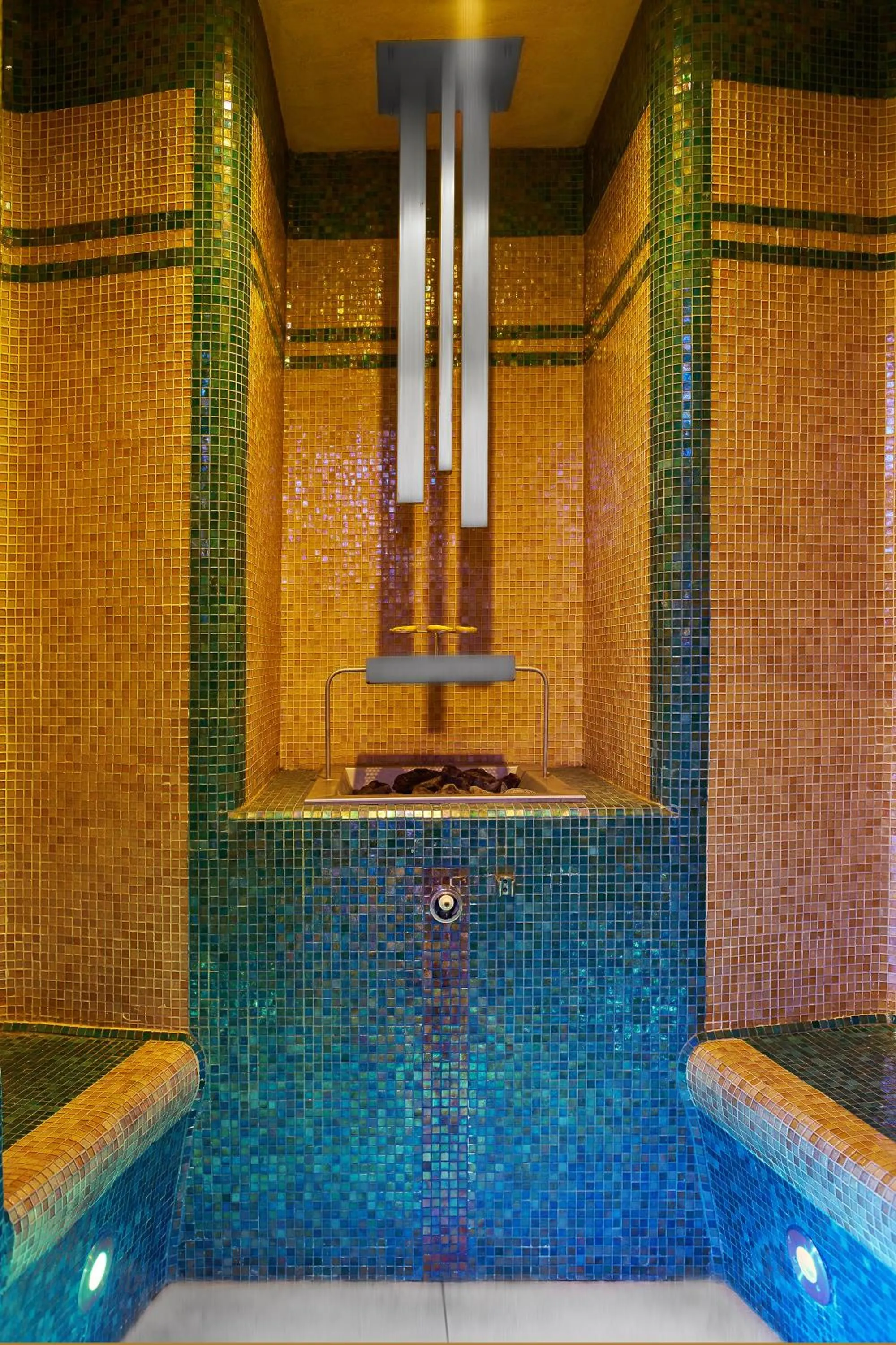 Sauna in Retro Riverside Wellness Resort