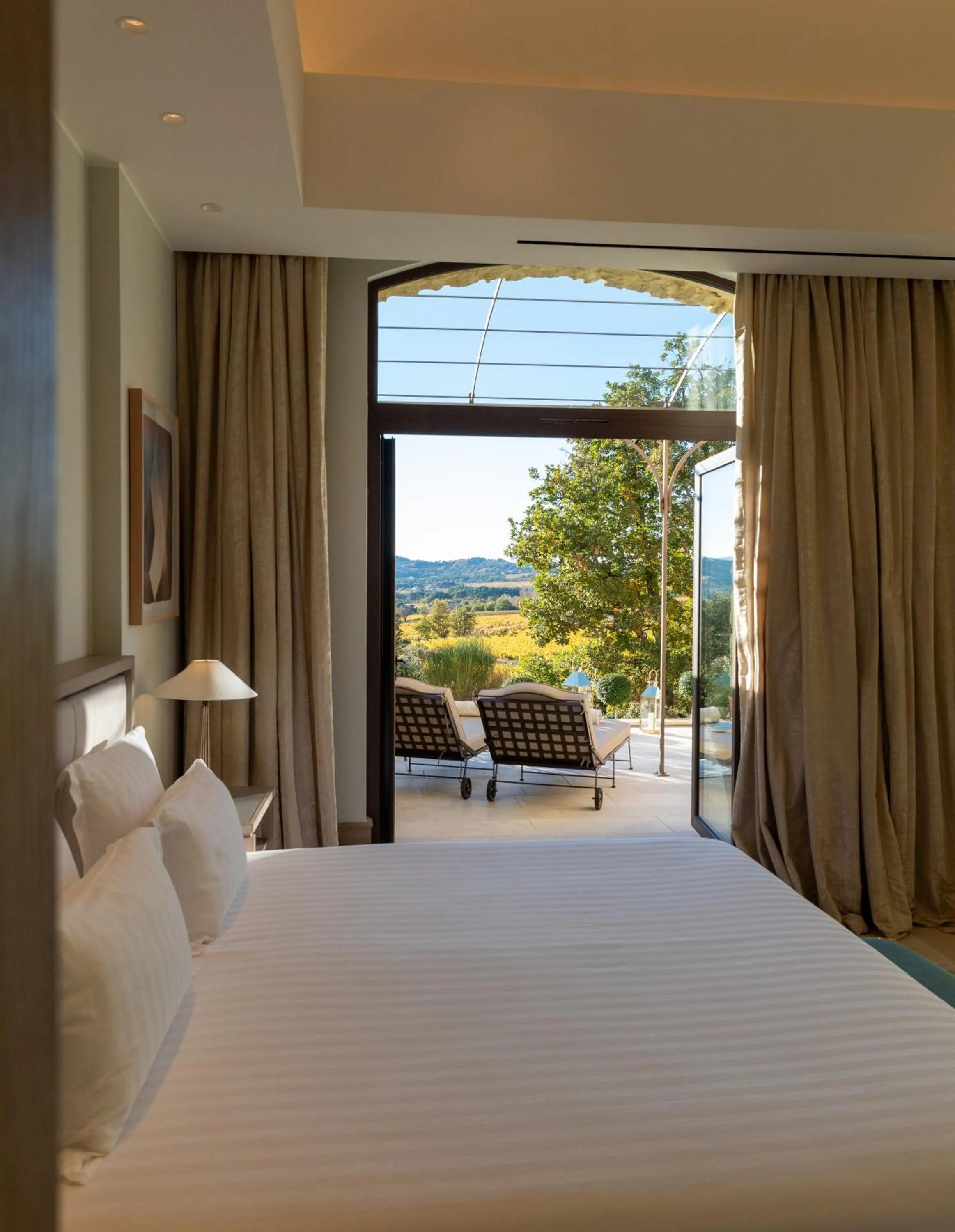 Balcony/Terrace, Bed in Coquillade Provence - Relais & Châteaux