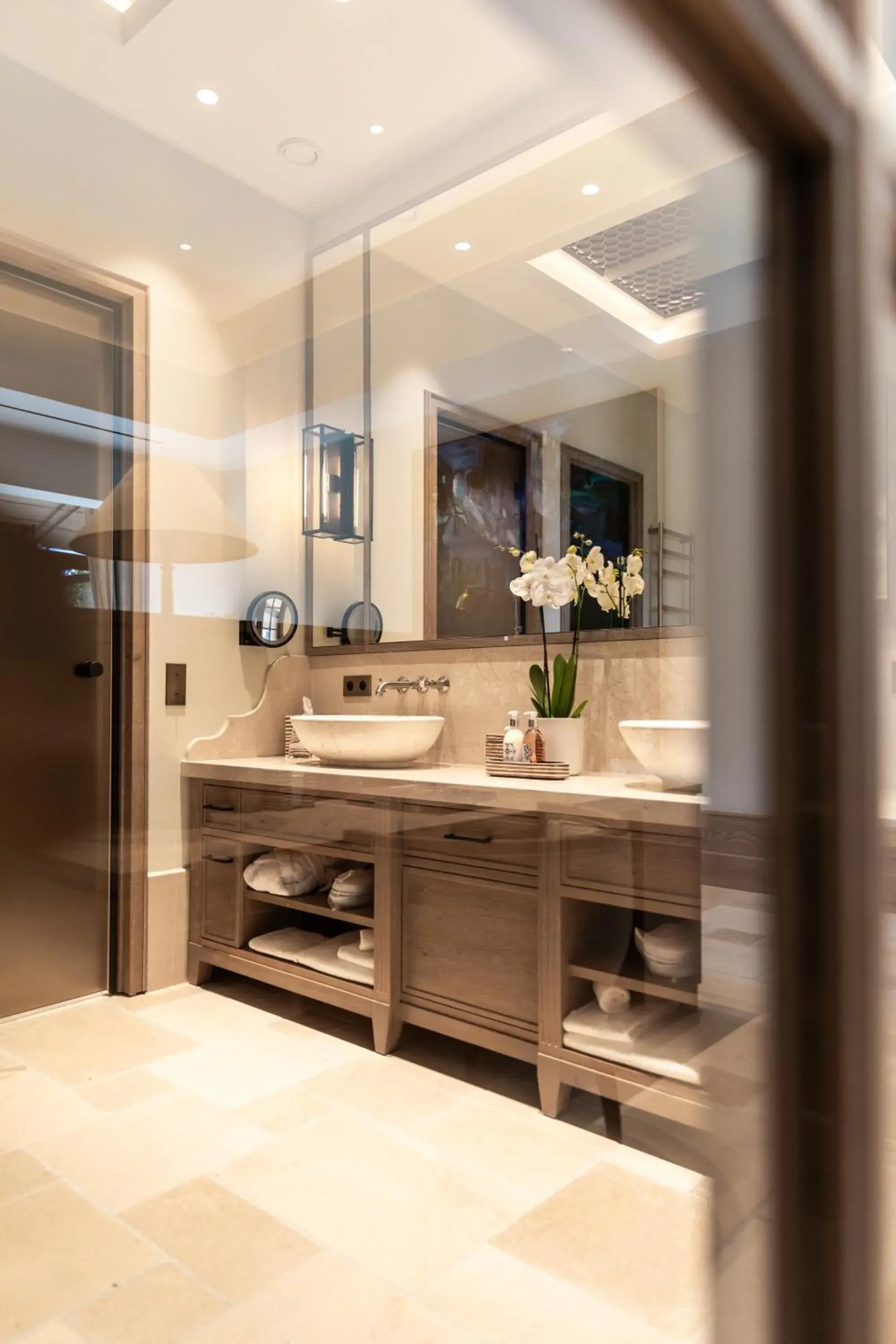 Bathroom in Coquillade Provence - Relais & Châteaux Bathroom in Coquillade Provence - Relais & Châteaux