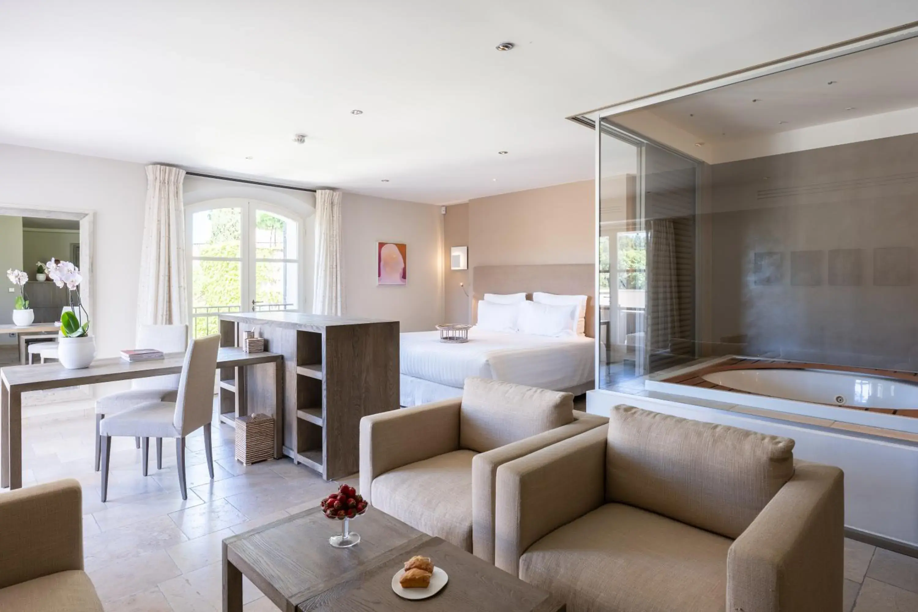 Deluxe Suite with Spa Bath in Coquillade Provence - Relais & Châteaux Deluxe Suite with Spa Bath in Coquillade Provence - Relais & Châteaux