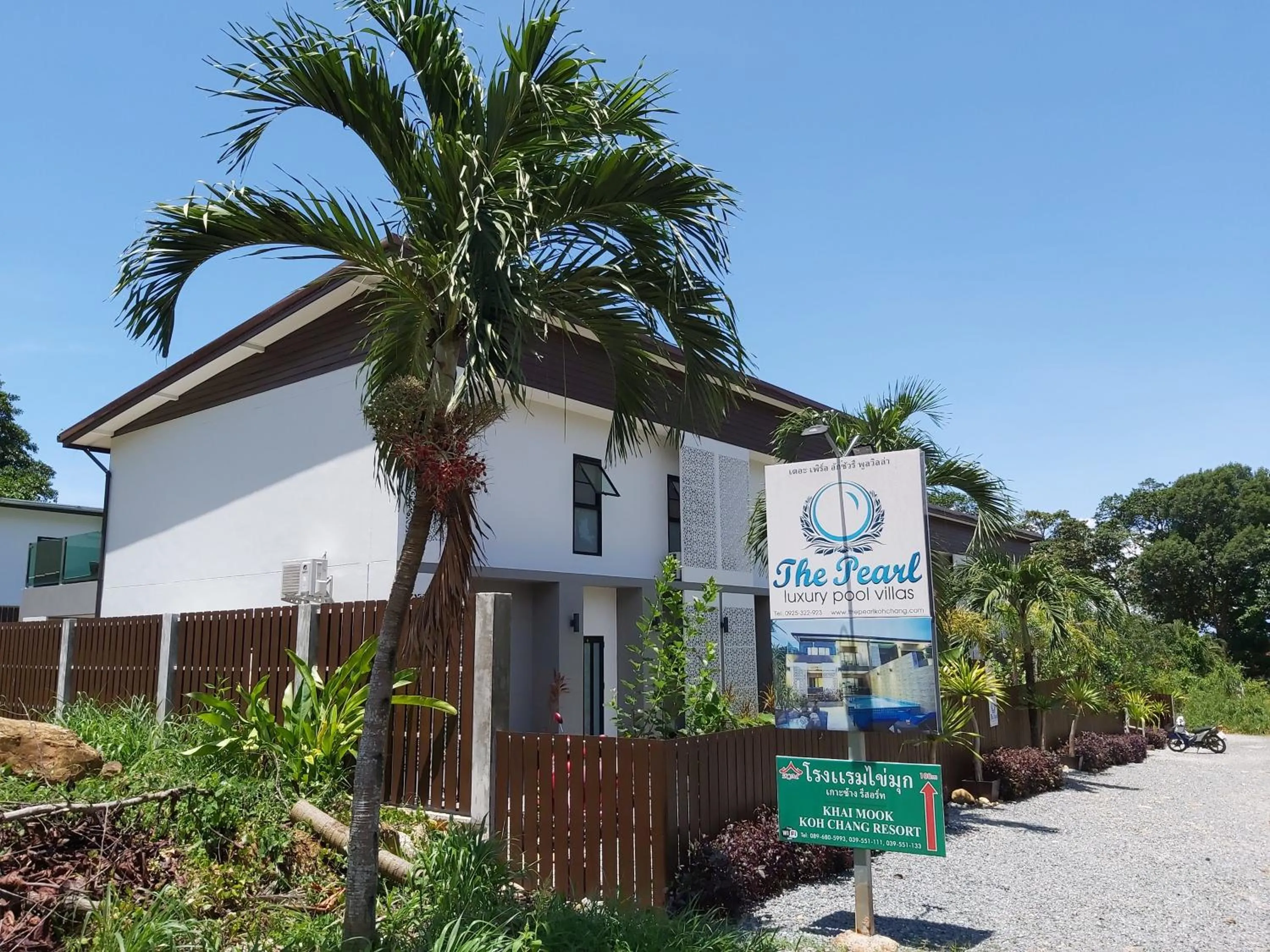 Facade/entrance in The Pearl Luxury Pool Villas