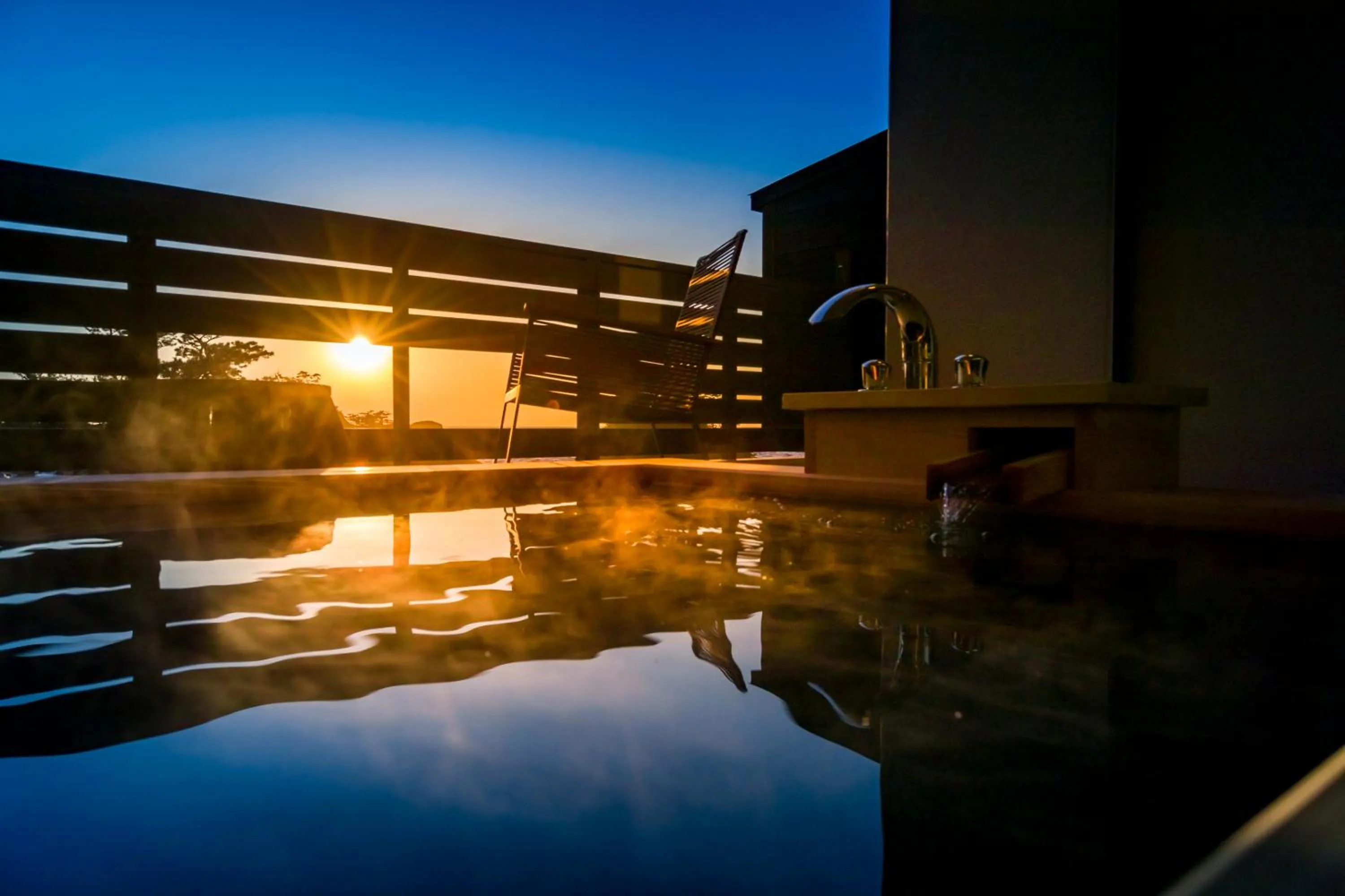 Hot Spring Bath in Mayu Futahari