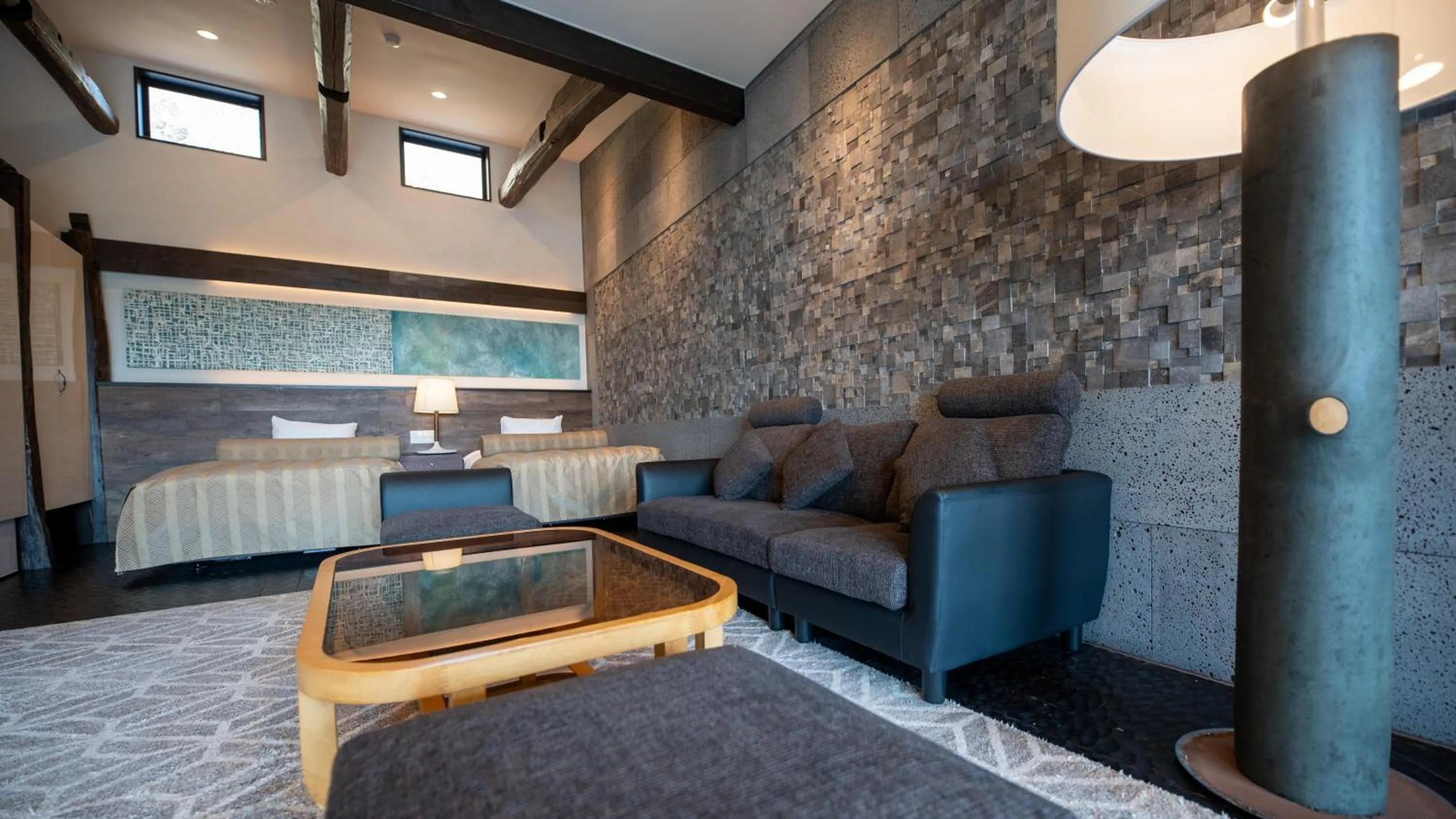 Photo of the whole room in Mayu Futahari