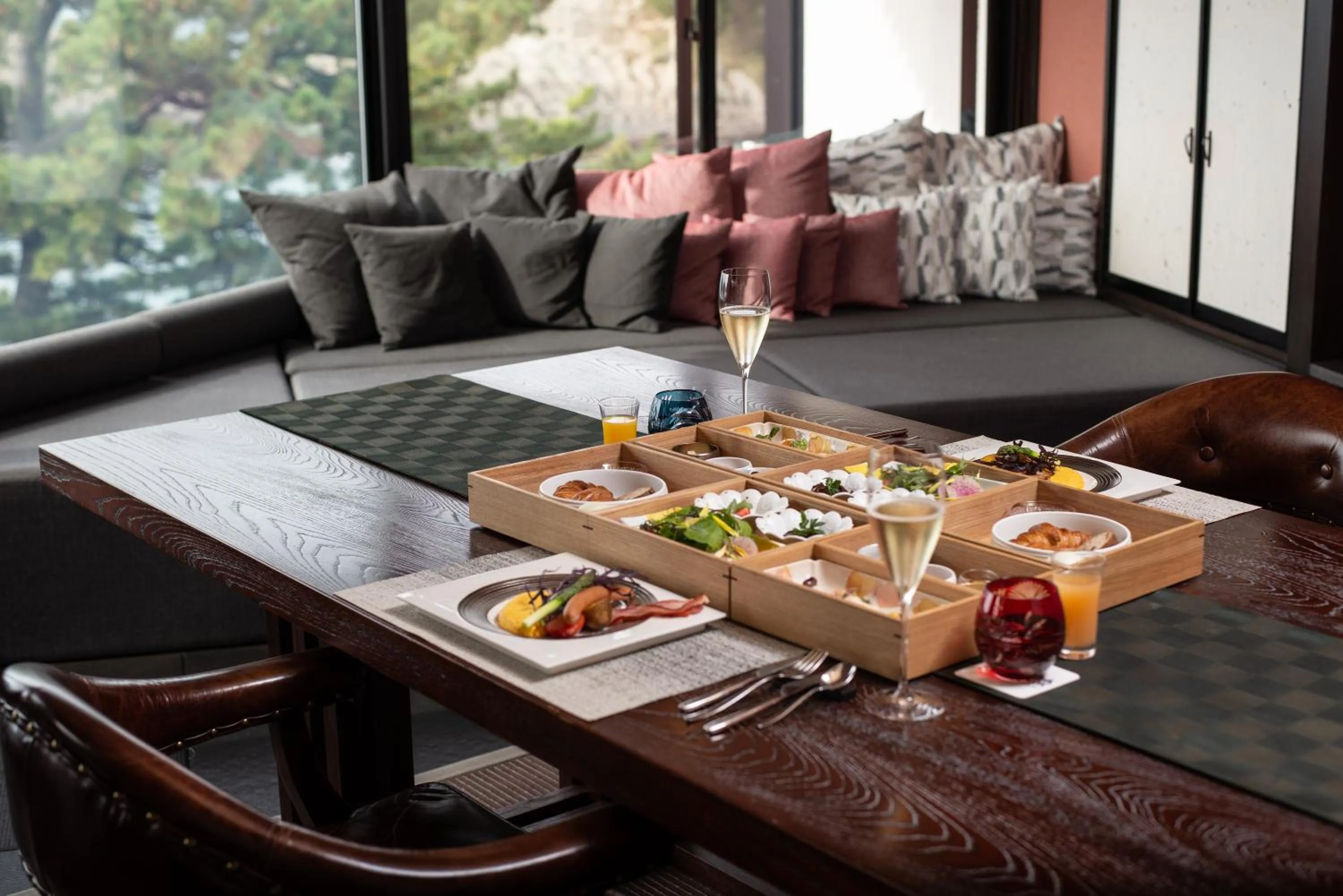 Restaurant/places to eat in Mayu Futahari