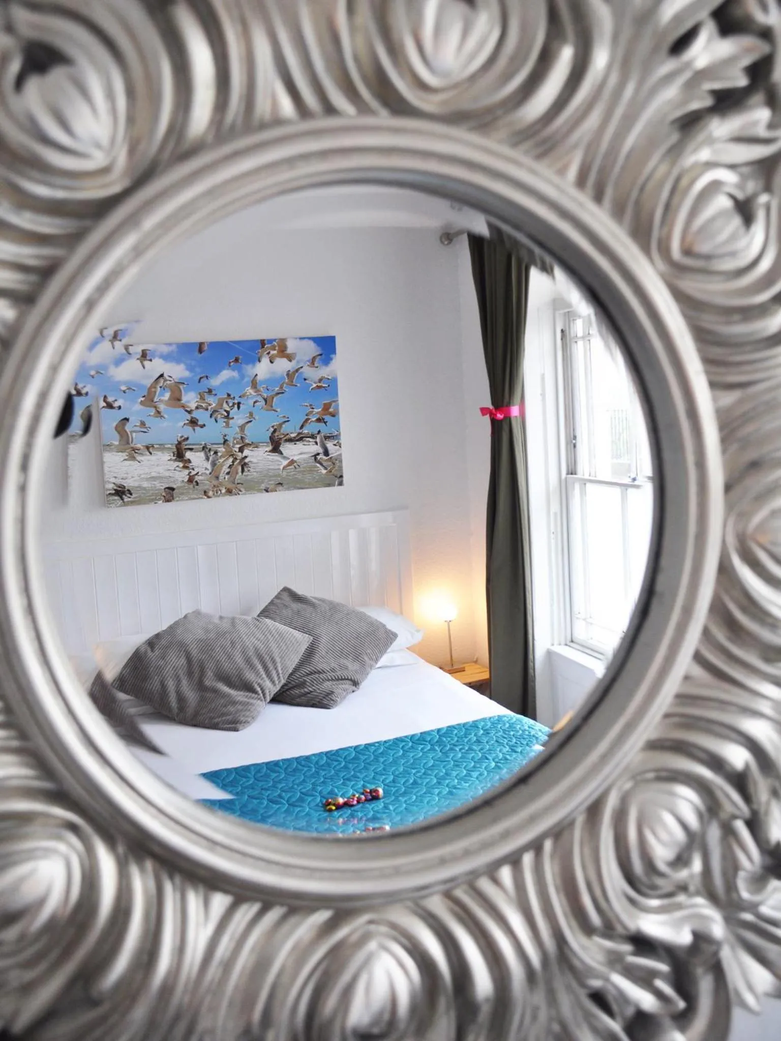 Bed in Motel Schmotel