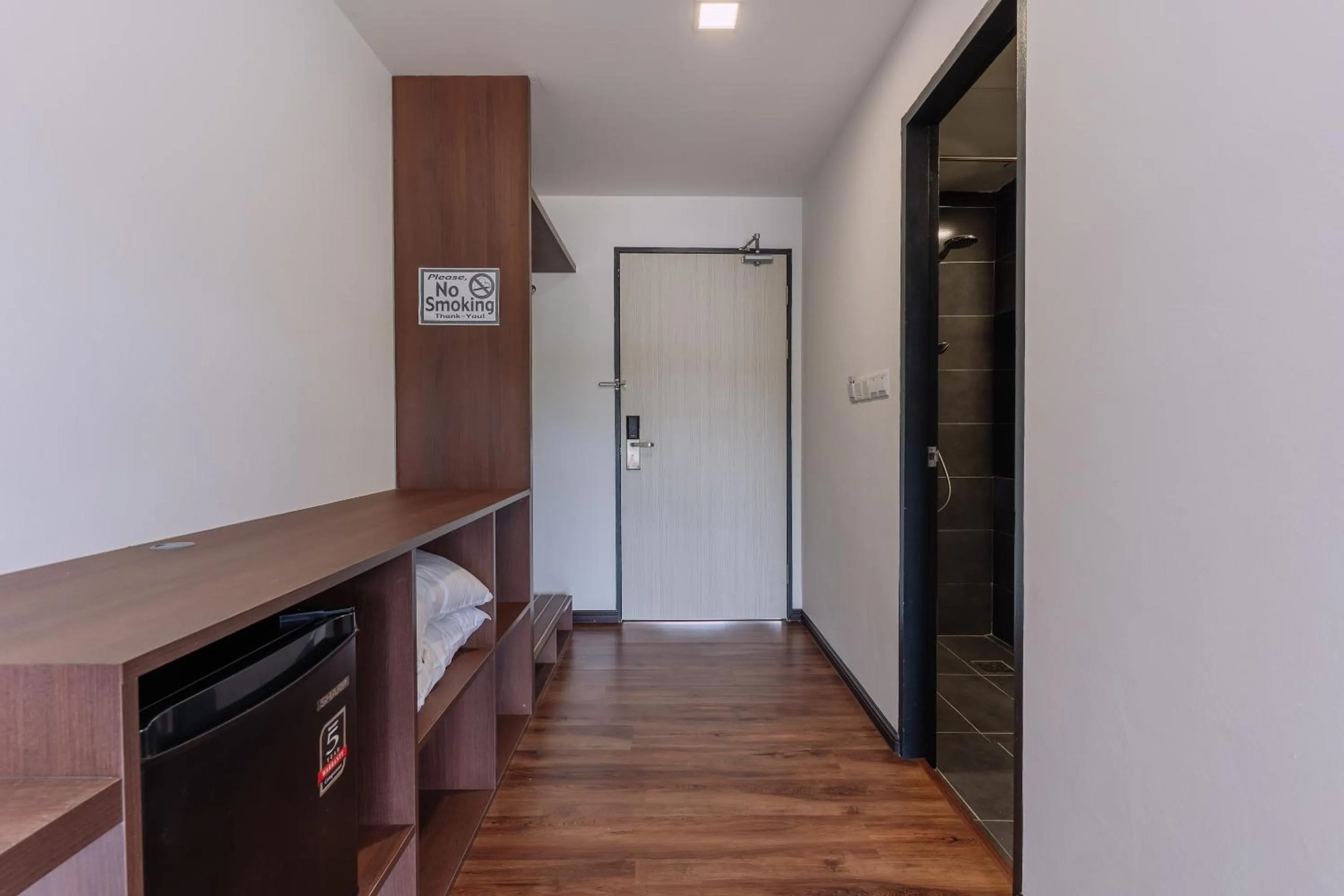 Bedroom in Roxy Sematan Villa & Townhouse