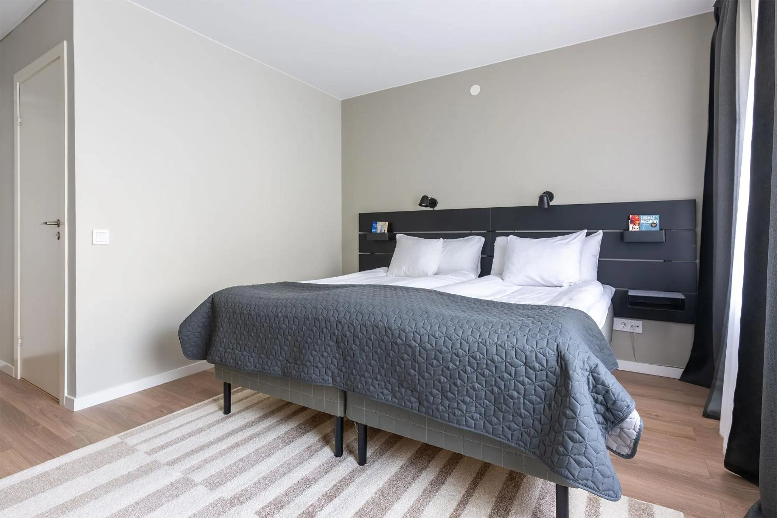 Property building, Bed in Hotel Statt Söderhamn by First Hotels