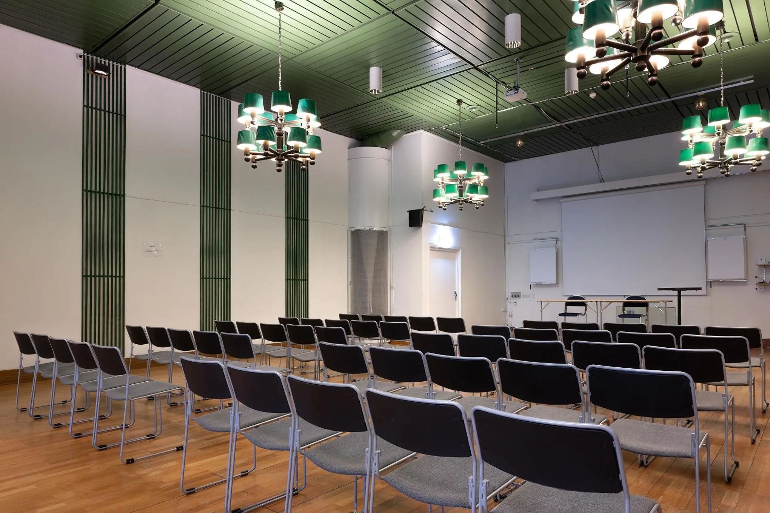 Meeting/conference room in Hotel Statt Söderhamn by First Hotels