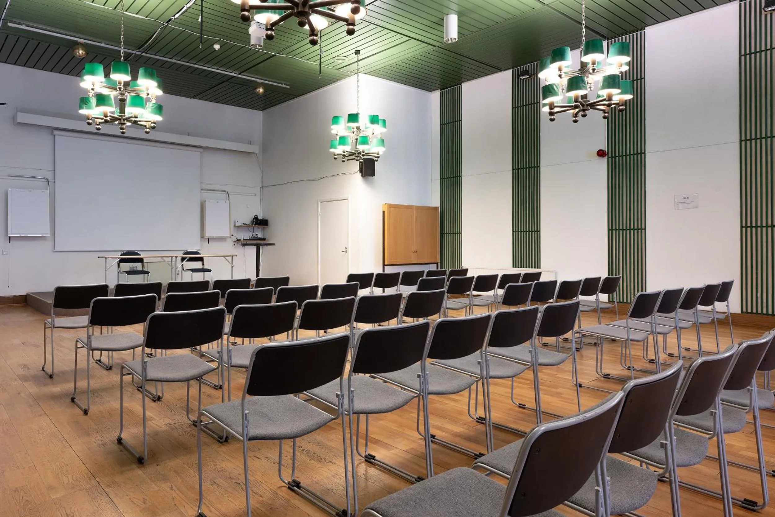 Meeting/conference room in Hotel Statt Söderhamn by First Hotels