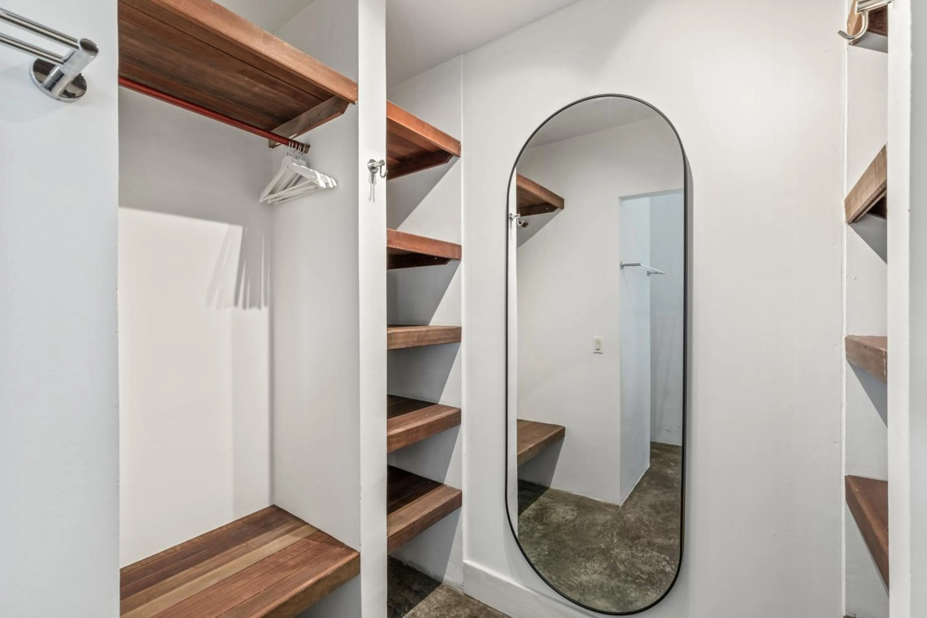 wardrobe in PM78 Boutique Apartments