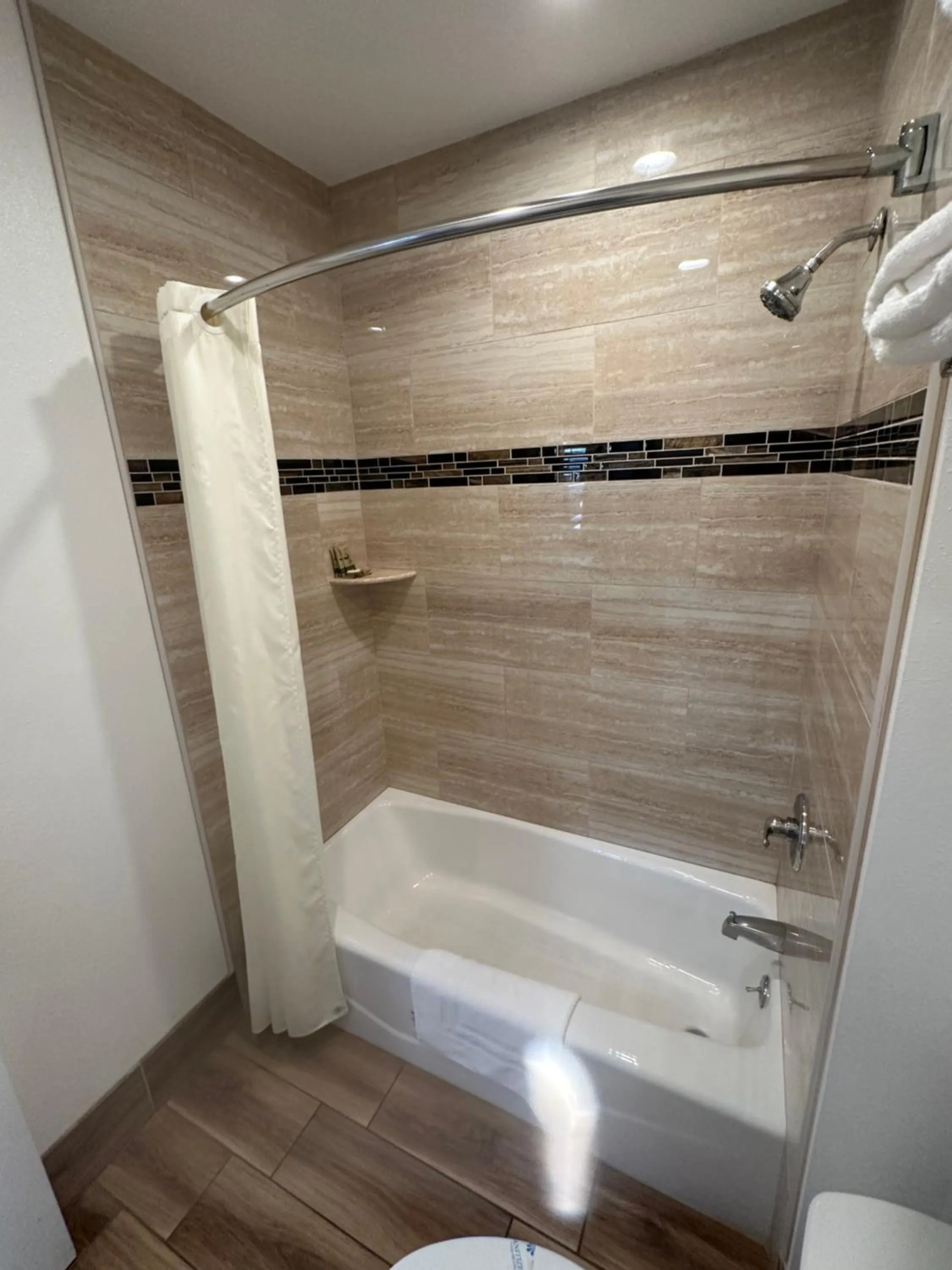 Town and Country Inn