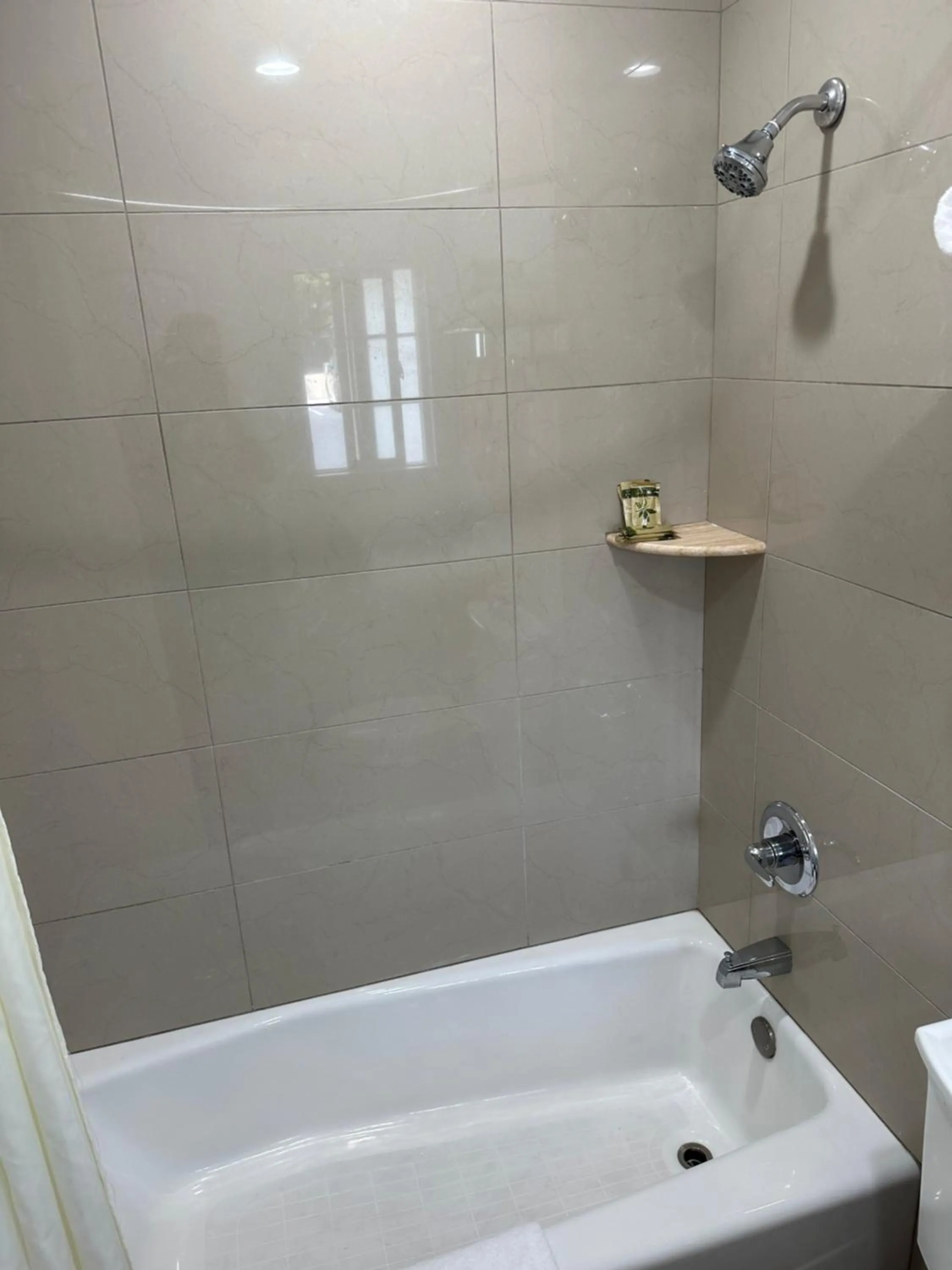 Town and Country Inn