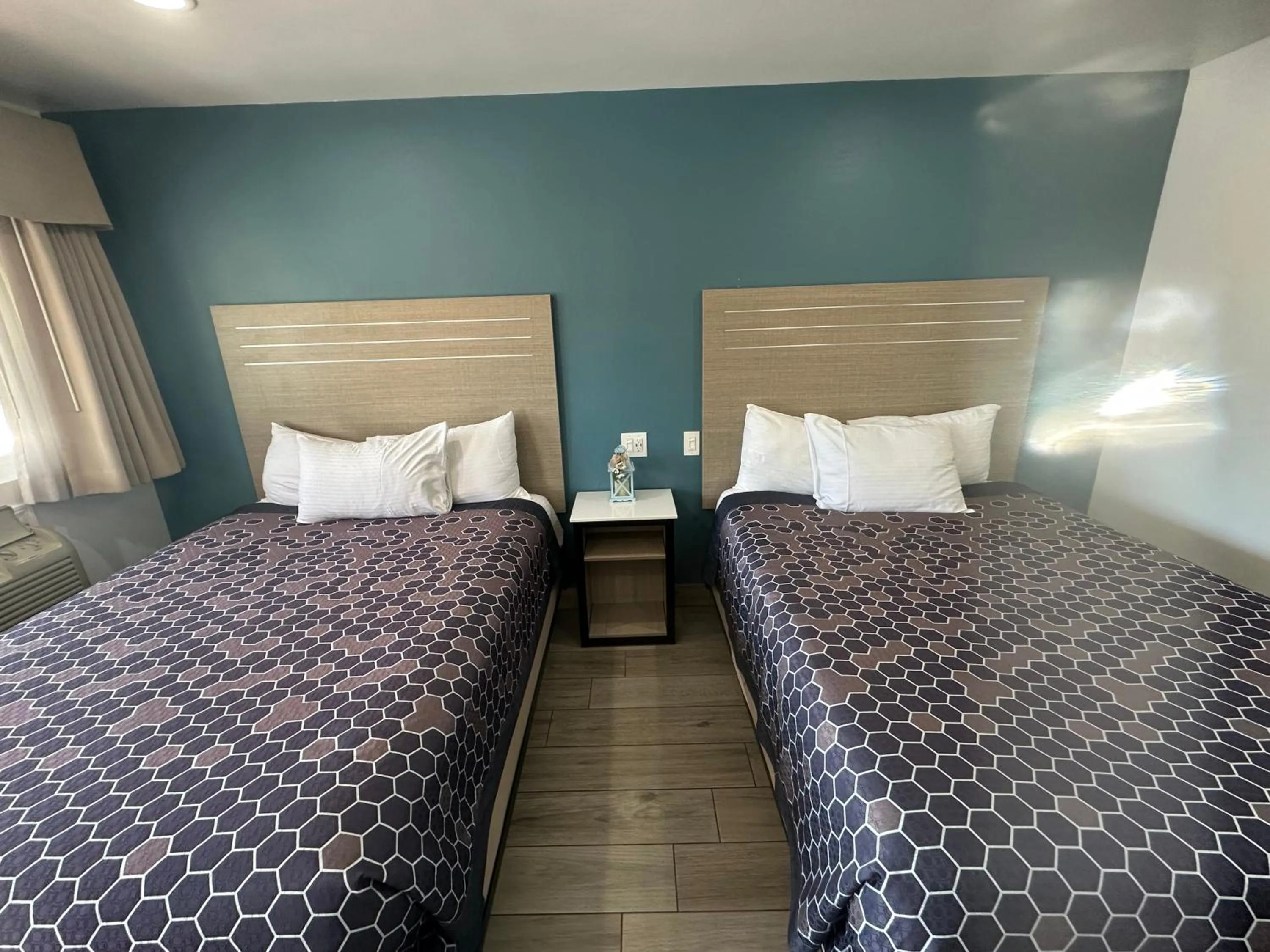 Bed in Town and Country Inn