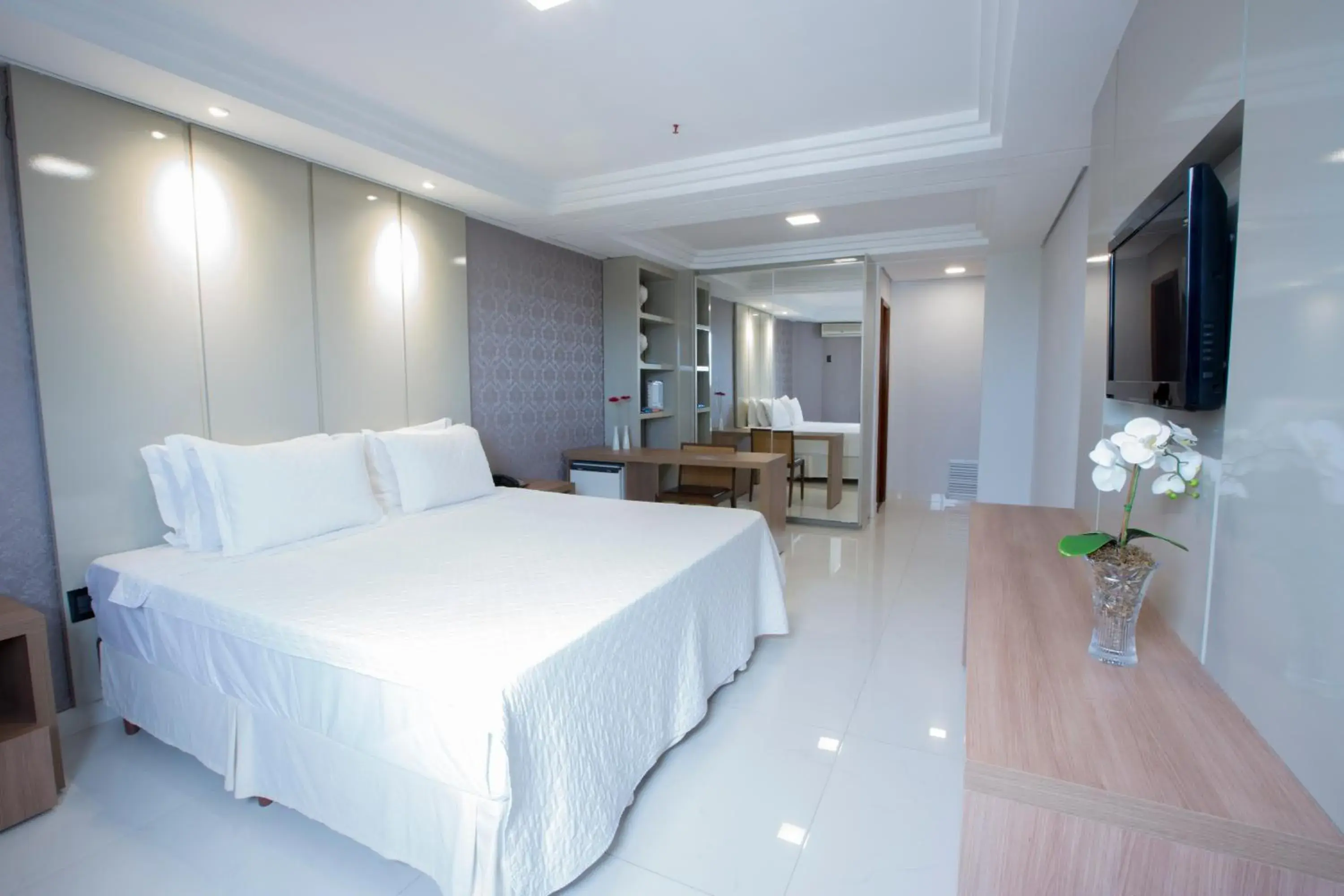 Bedroom, Bed in Crystal Plaza Hotel Bedroom, Bed in Crystal Plaza Hotel