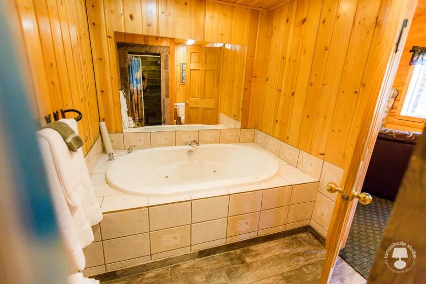 Bathroom in Cabin Creek Inn