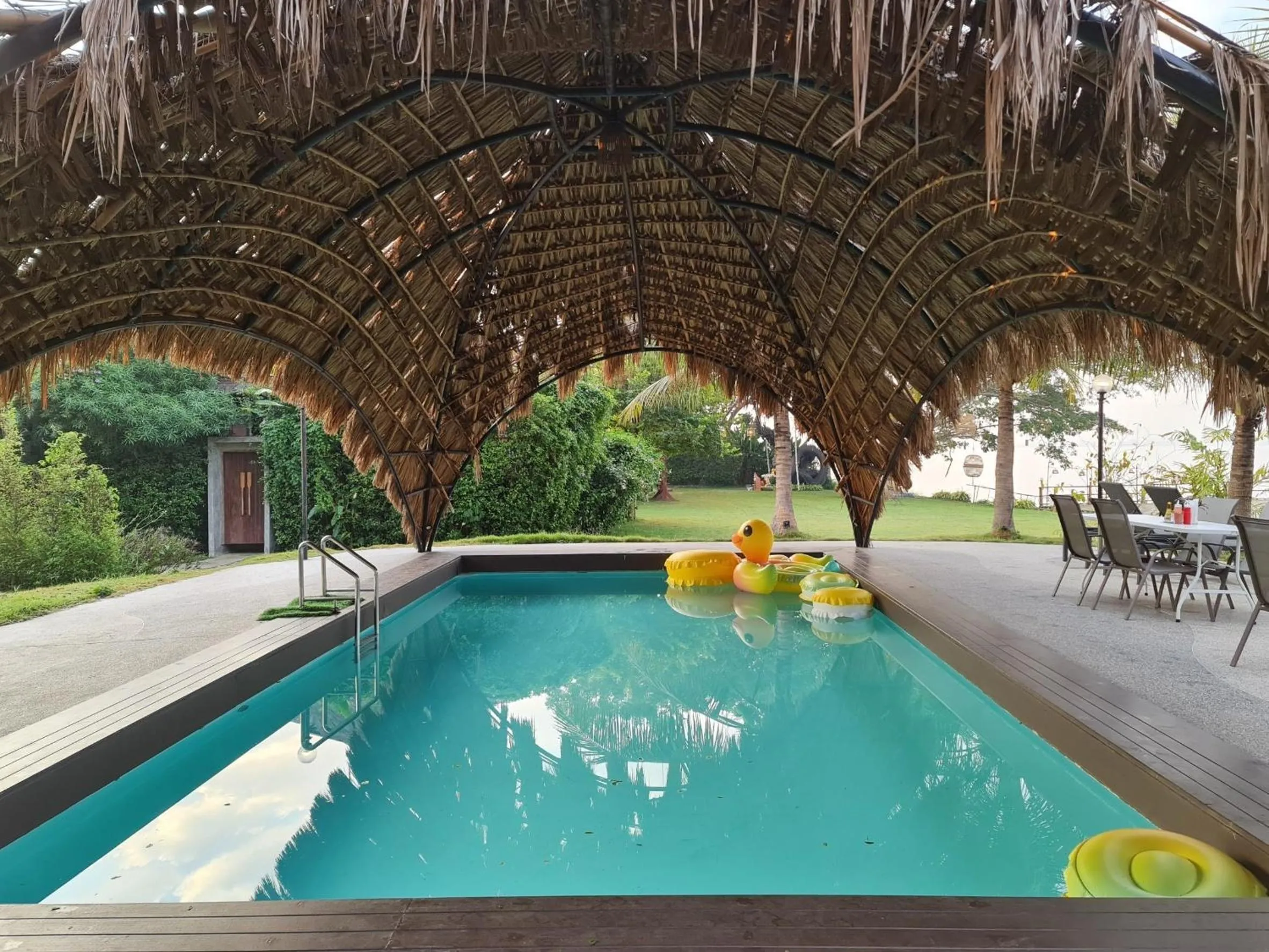 Swimming pool in Naga Tara Boutique Resort