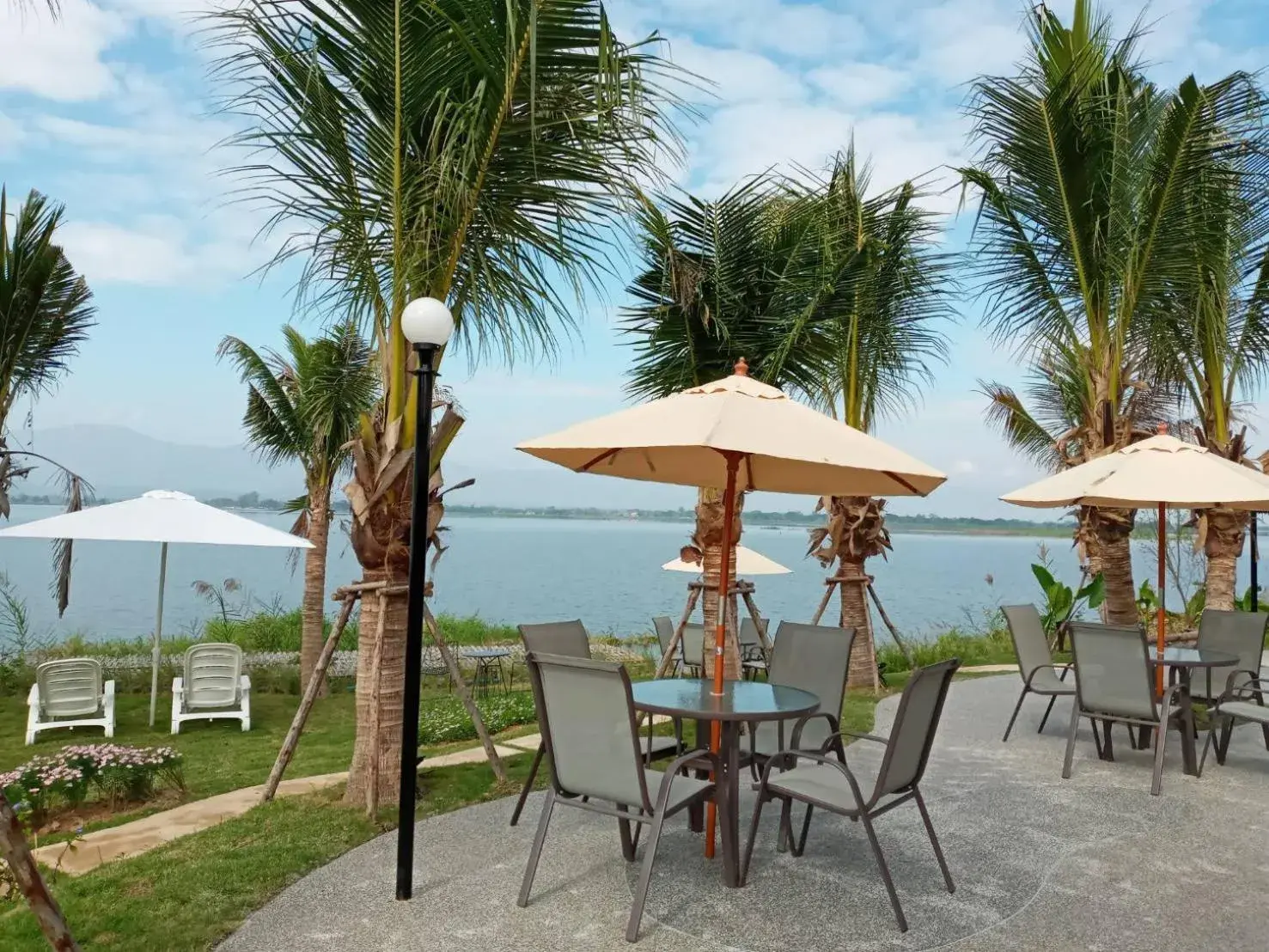 Restaurant/places to eat in Naga Tara Boutique Resort Restaurant/places to eat in Naga Tara Boutique Resort