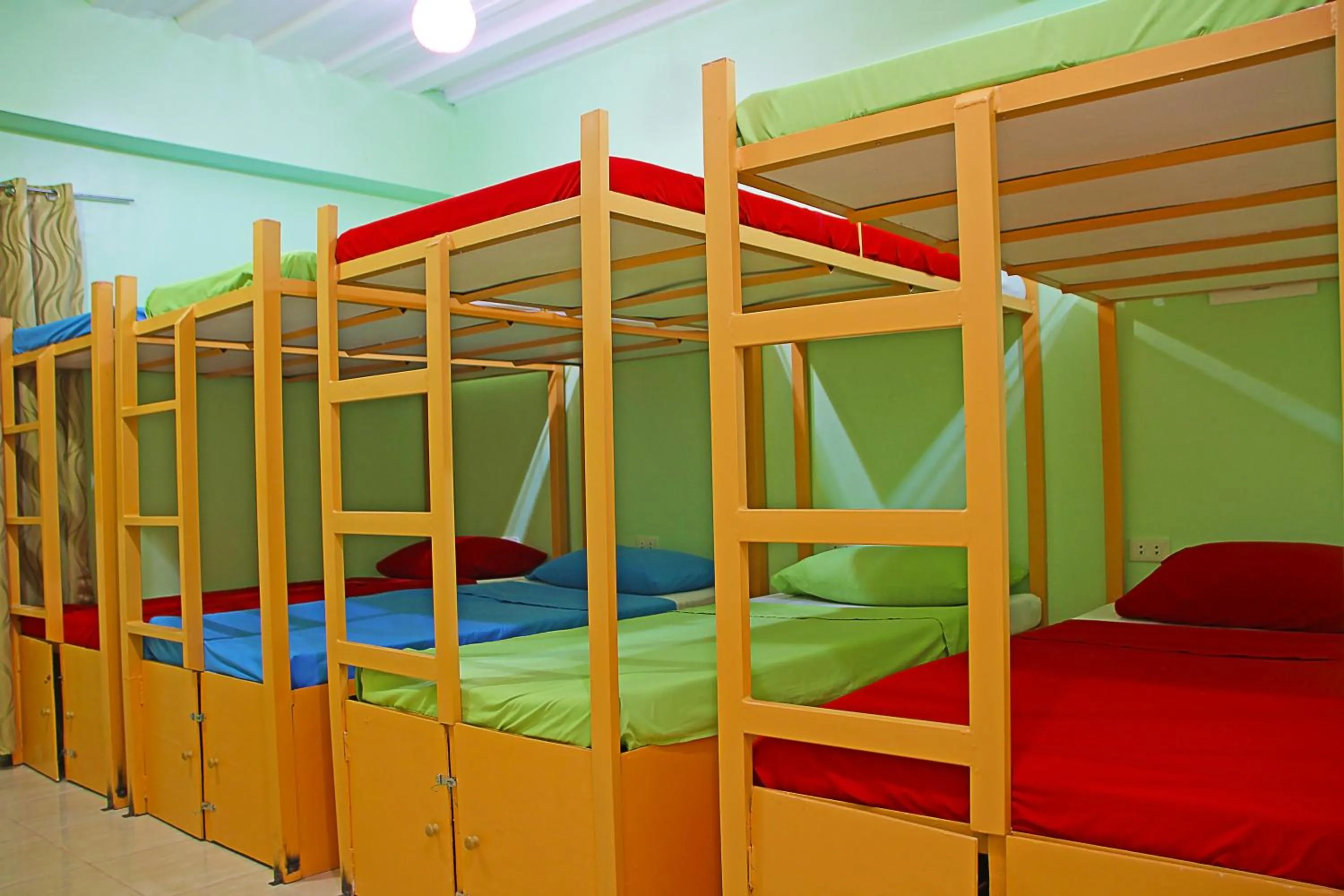 Bunk Bed in Mixed Dormitory Room in Antwet Backpacker's Inn & Rooftop Bar