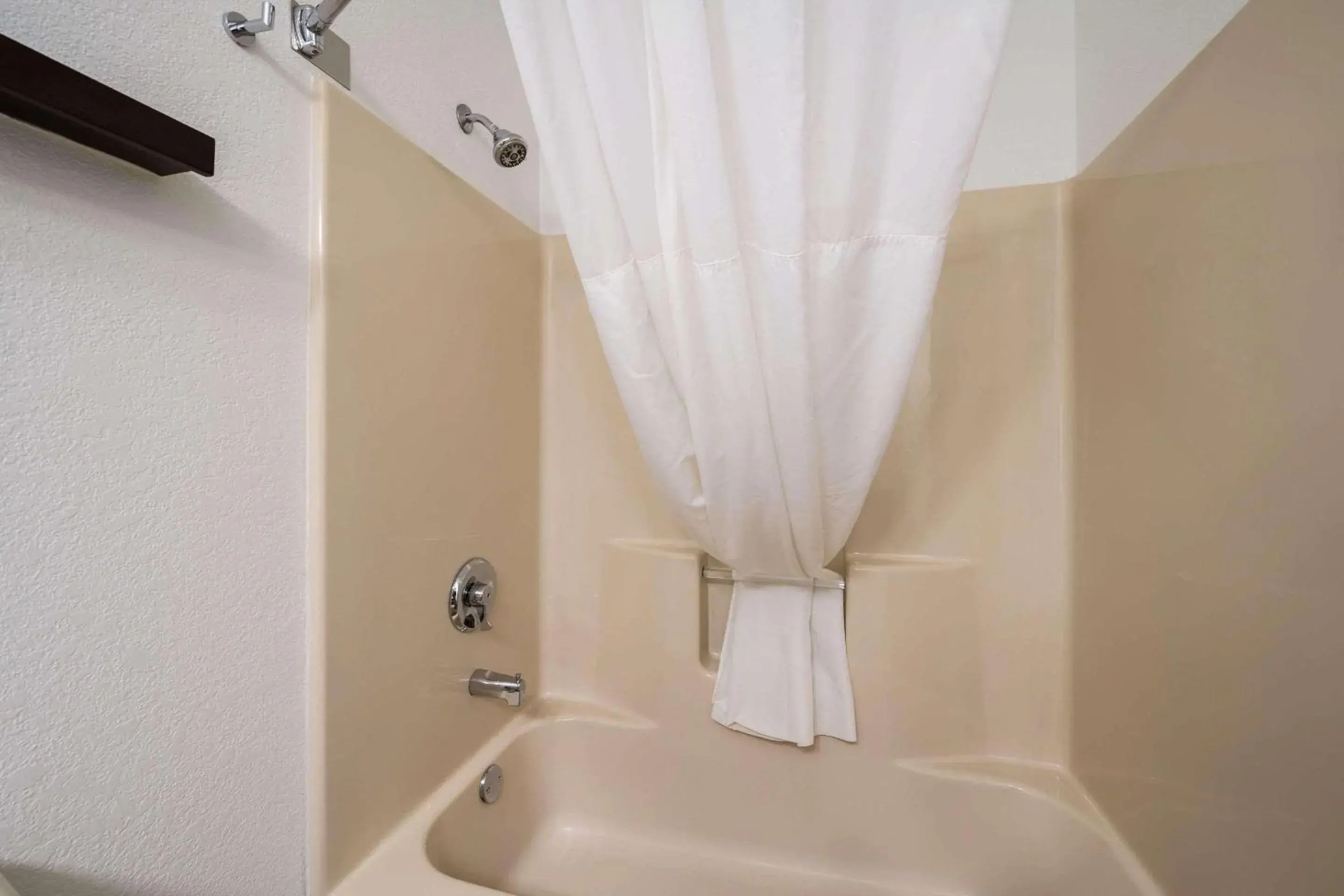 Bedroom in Country Inn & Suites by Radisson, Freeport, IL Bedroom in Country Inn & Suites by Radisson, Freeport, IL