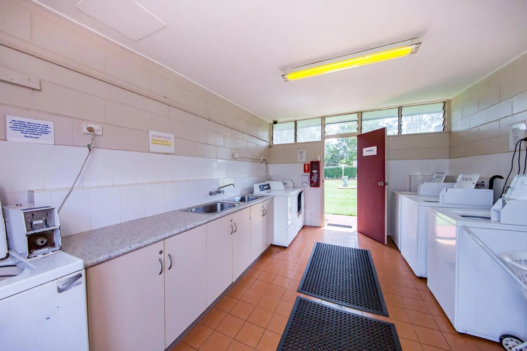 washing machine in Kingaroy Holiday Park