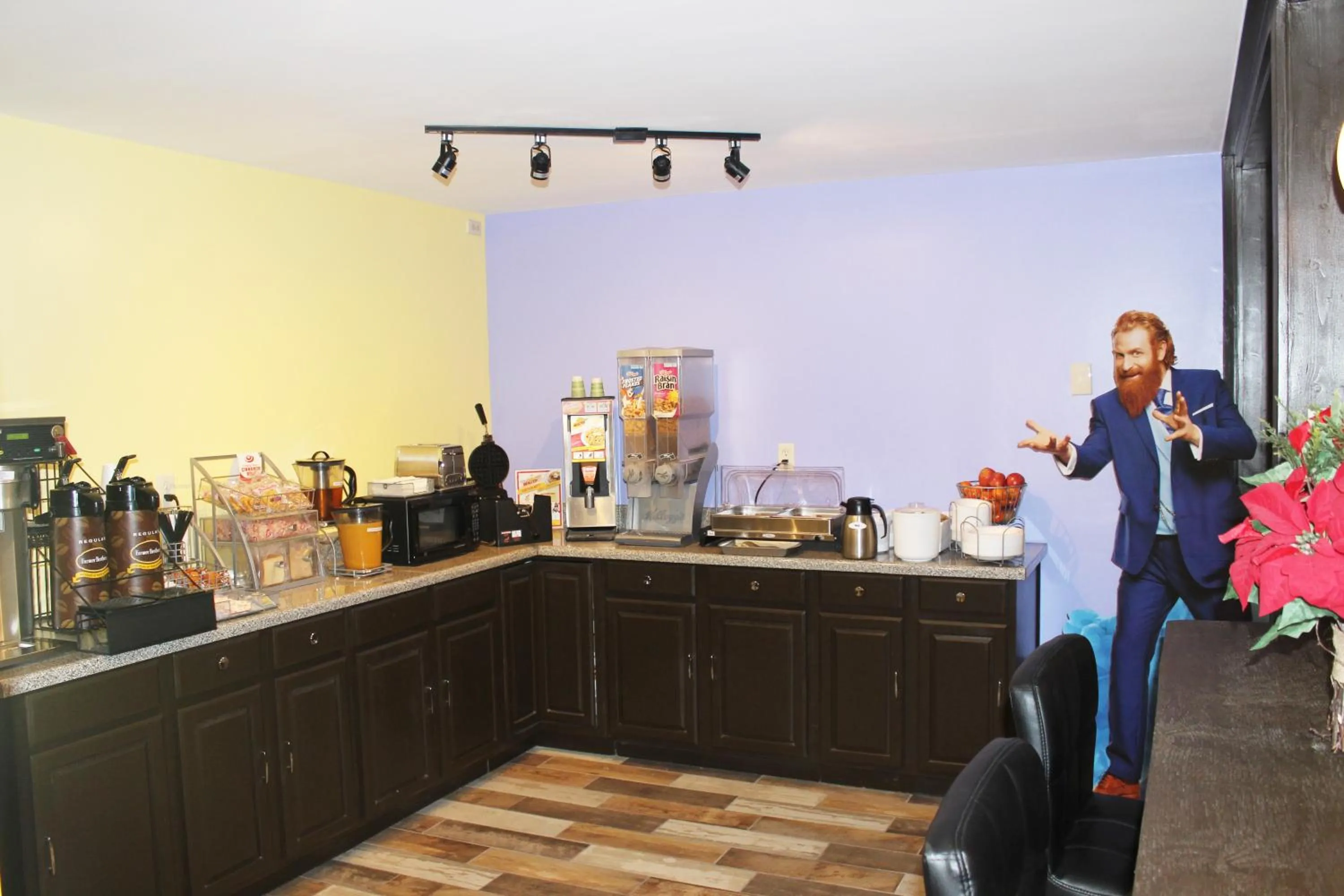 Continental breakfast in Super 8 by Wyndham Tuscaloosa