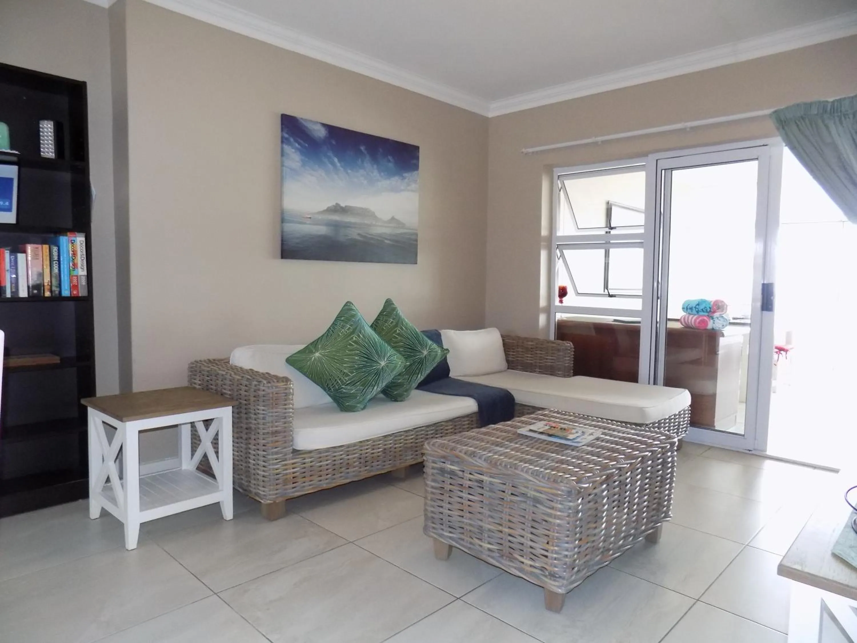 Seating area in 2-bedroom Sea View Apartments