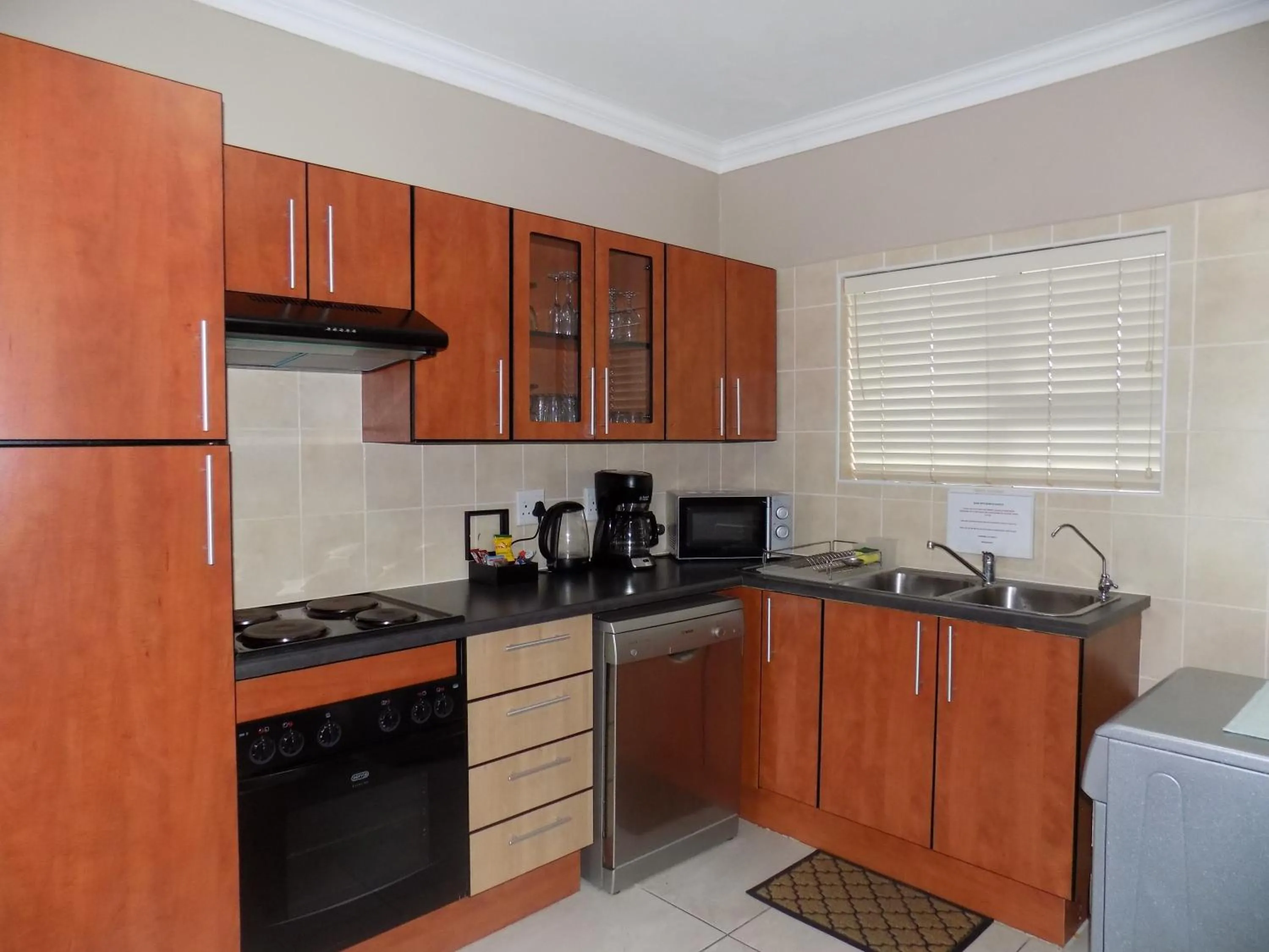 kitchen in 2-bedroom Sea View Apartments