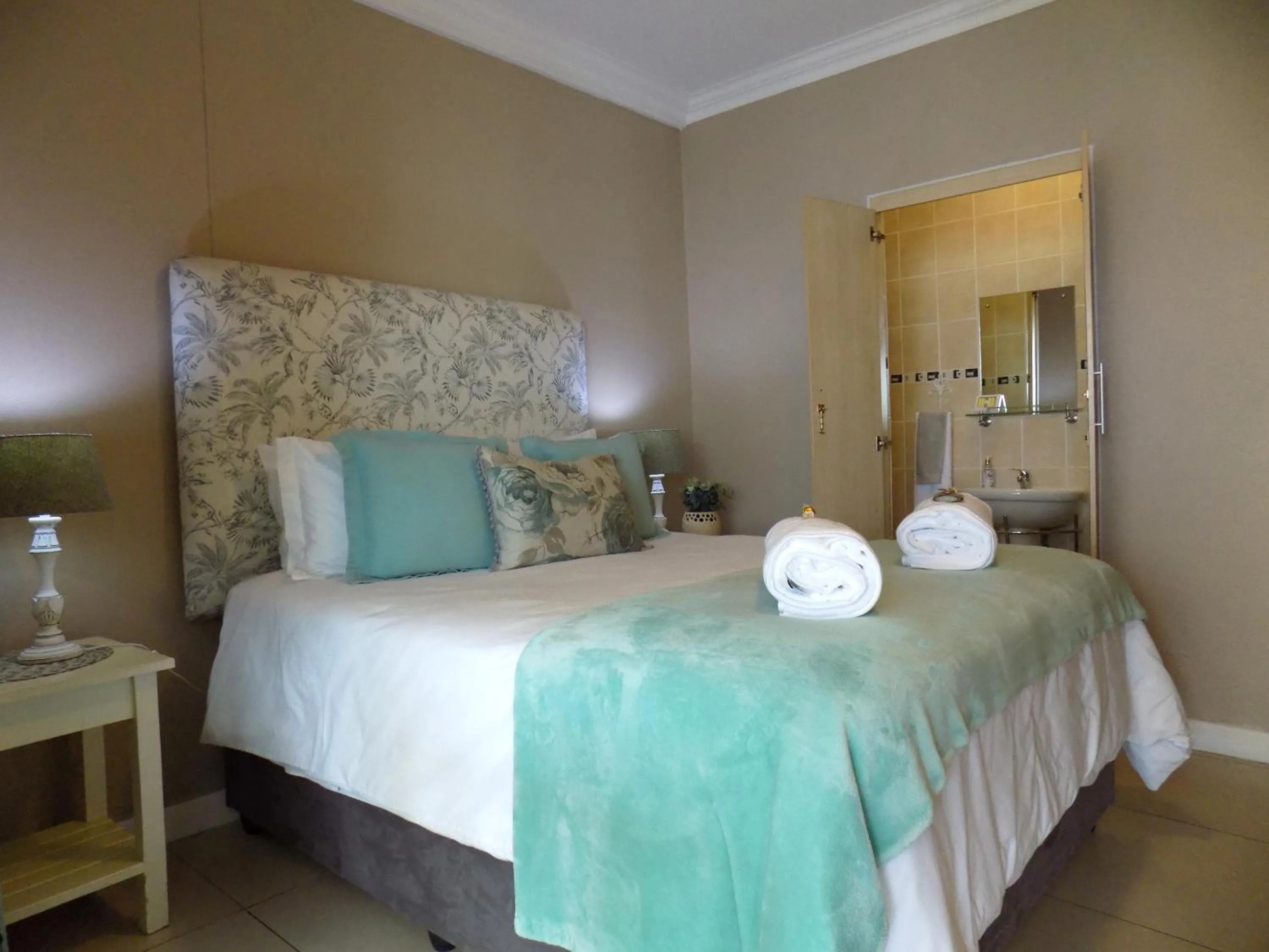Bed in 2-bedroom Sea View Apartments