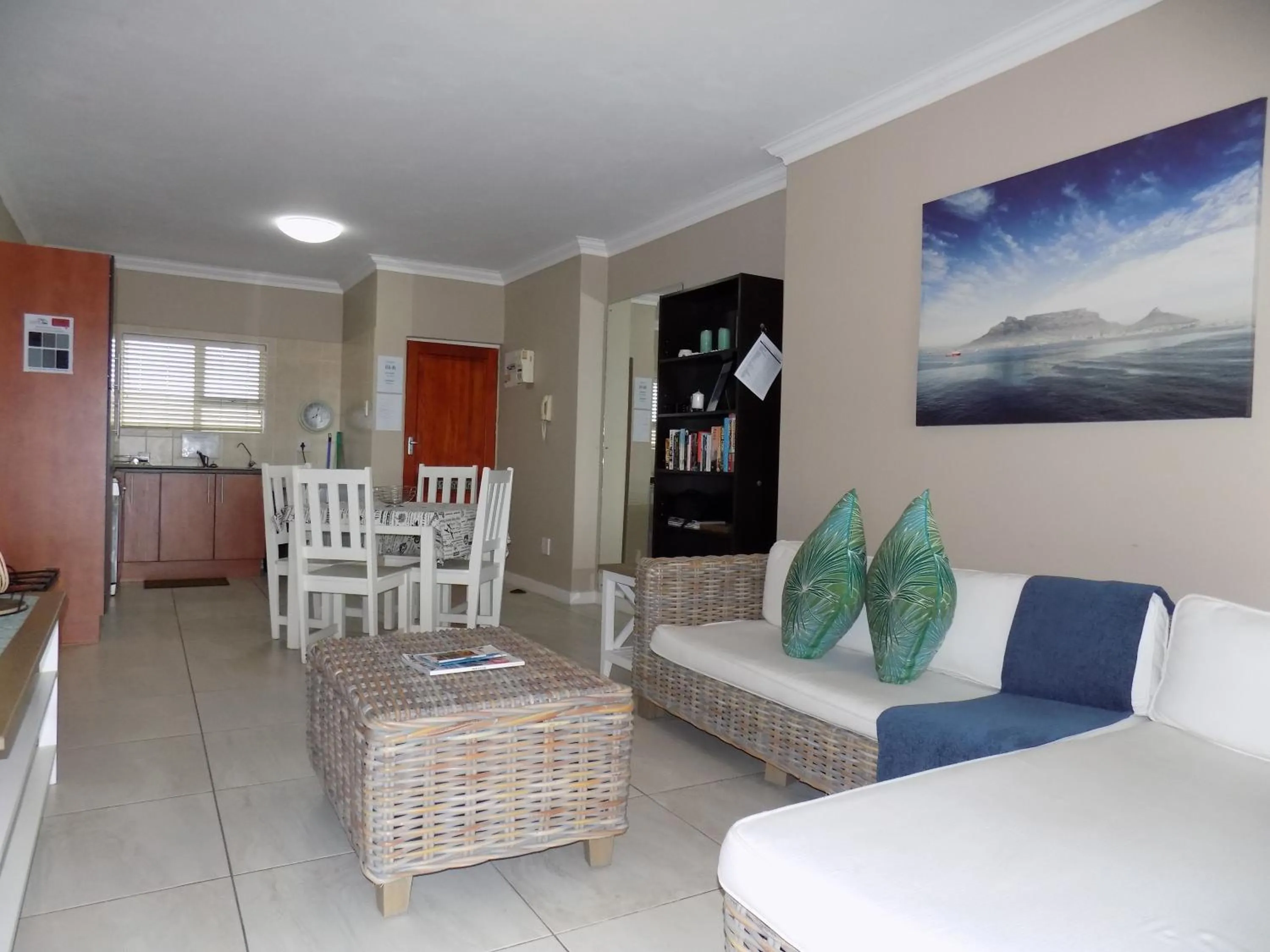 Seating area in 2-bedroom Sea View Apartments