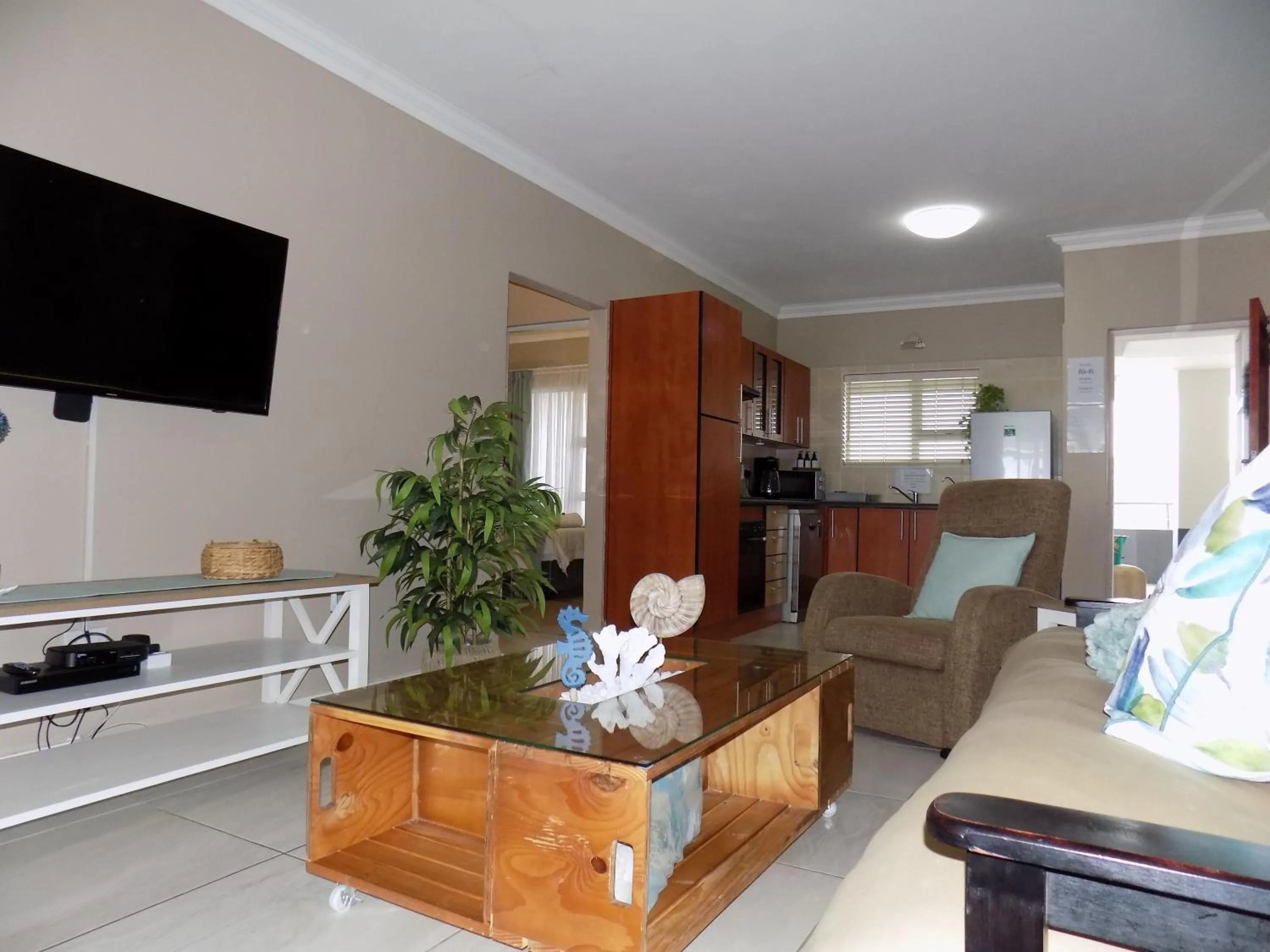 TV and multimedia in 2-bedroom Sea View Apartments