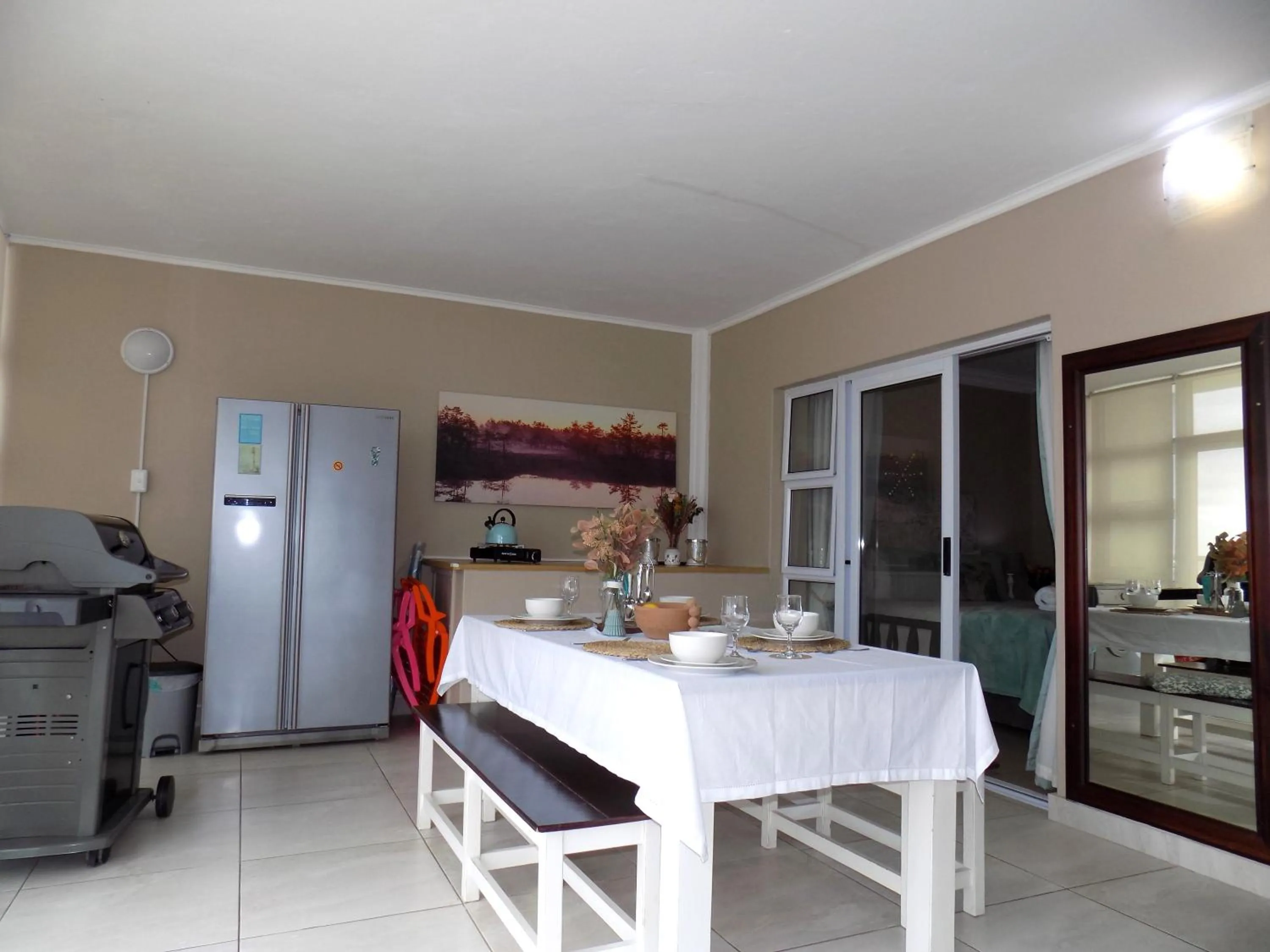 Living room in 2-bedroom Sea View Apartments