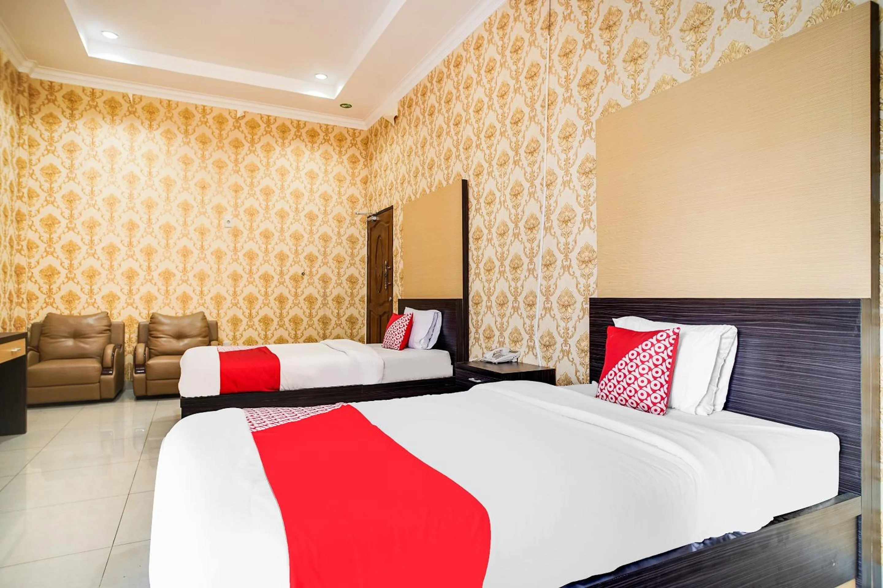 Bedroom in Capital O 540 Esther Hotel