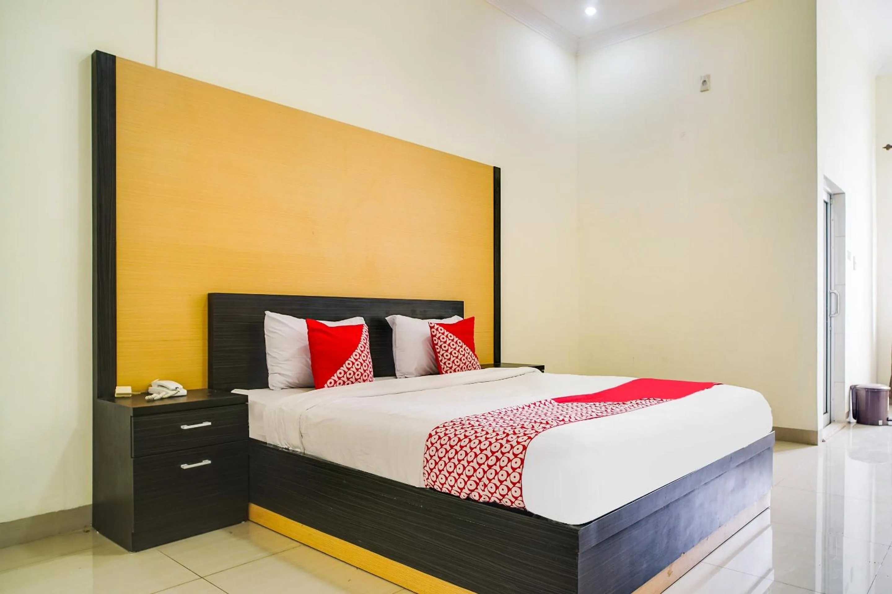 Bedroom in Capital O 540 Esther Hotel