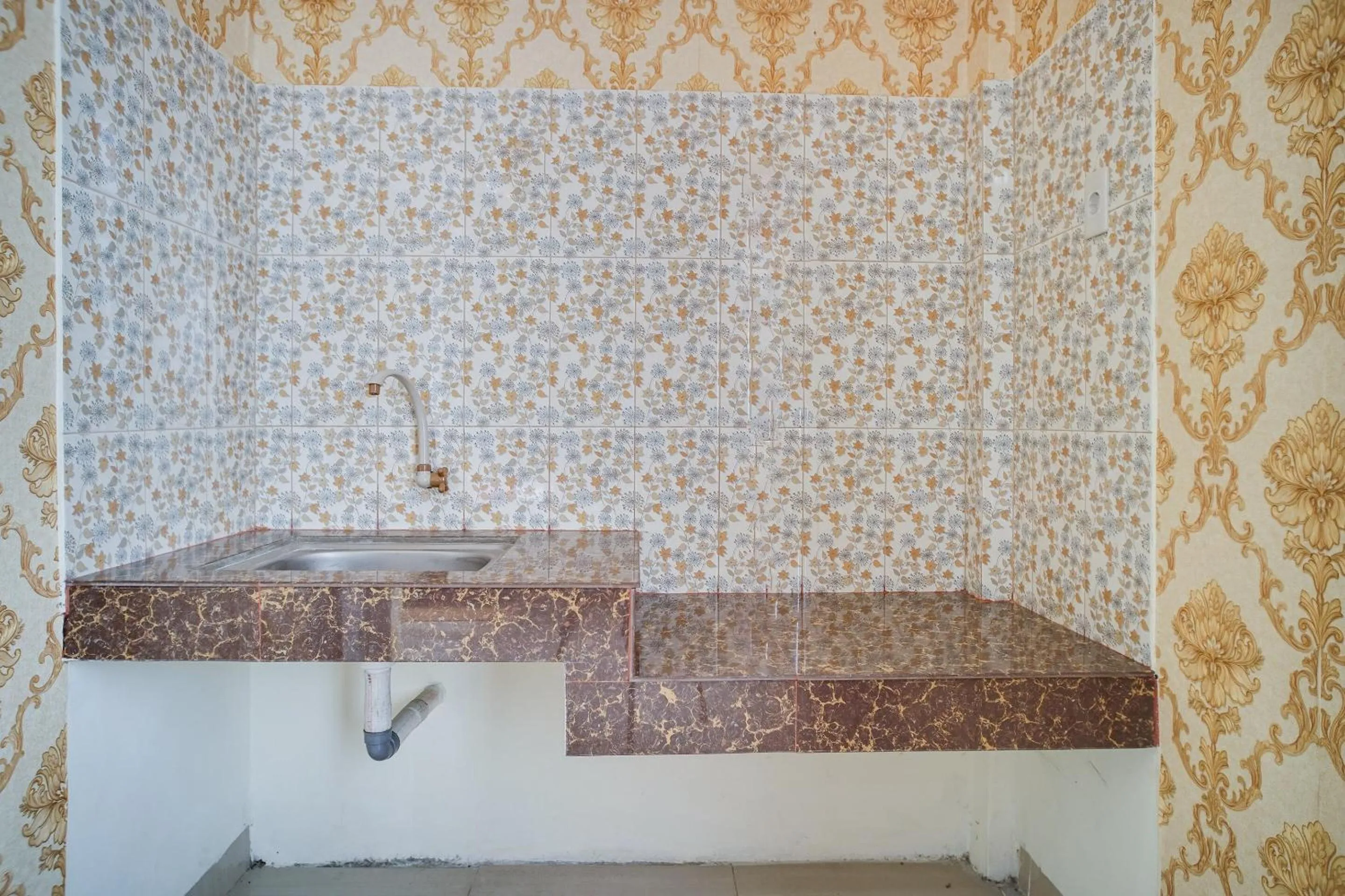 Bathroom in Capital O 540 Esther Hotel