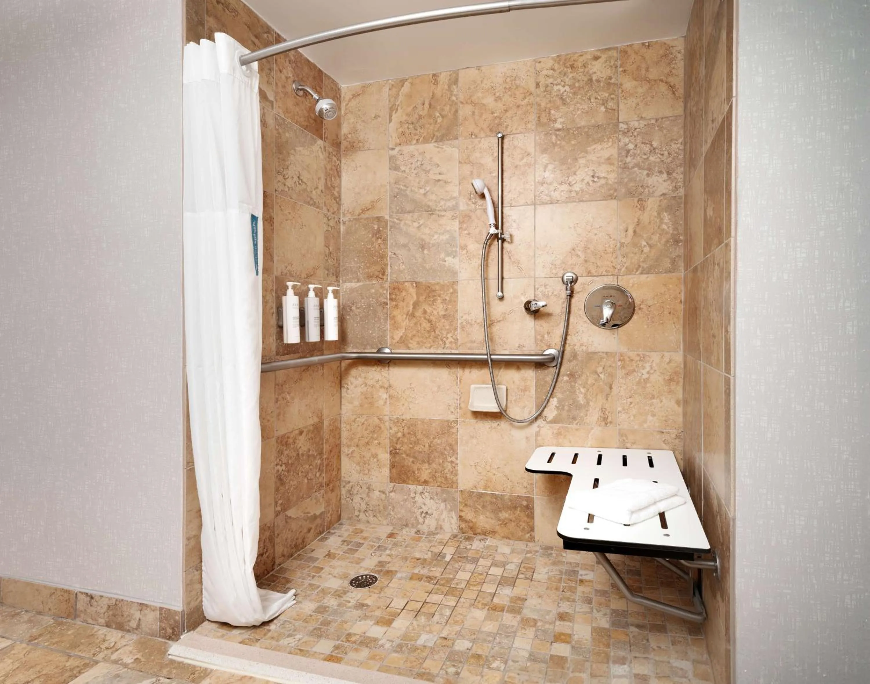 Bathroom in Hampton Inn New Smyrna Beach