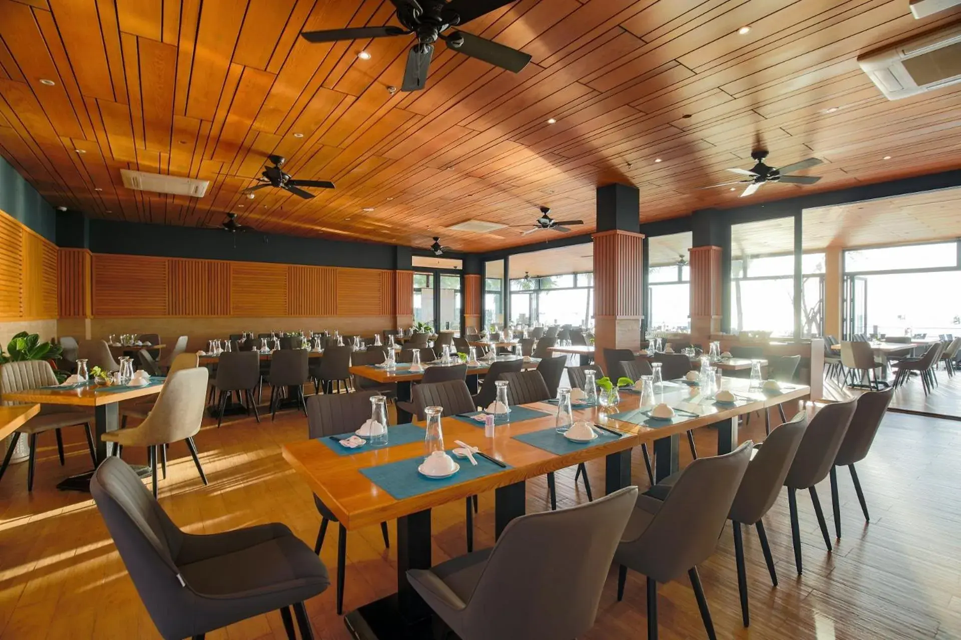 Restaurant/places to eat in Marina Bay Vung Tau Resort & Spa Restaurant/places to eat in Marina Bay Vung Tau Resort & Spa