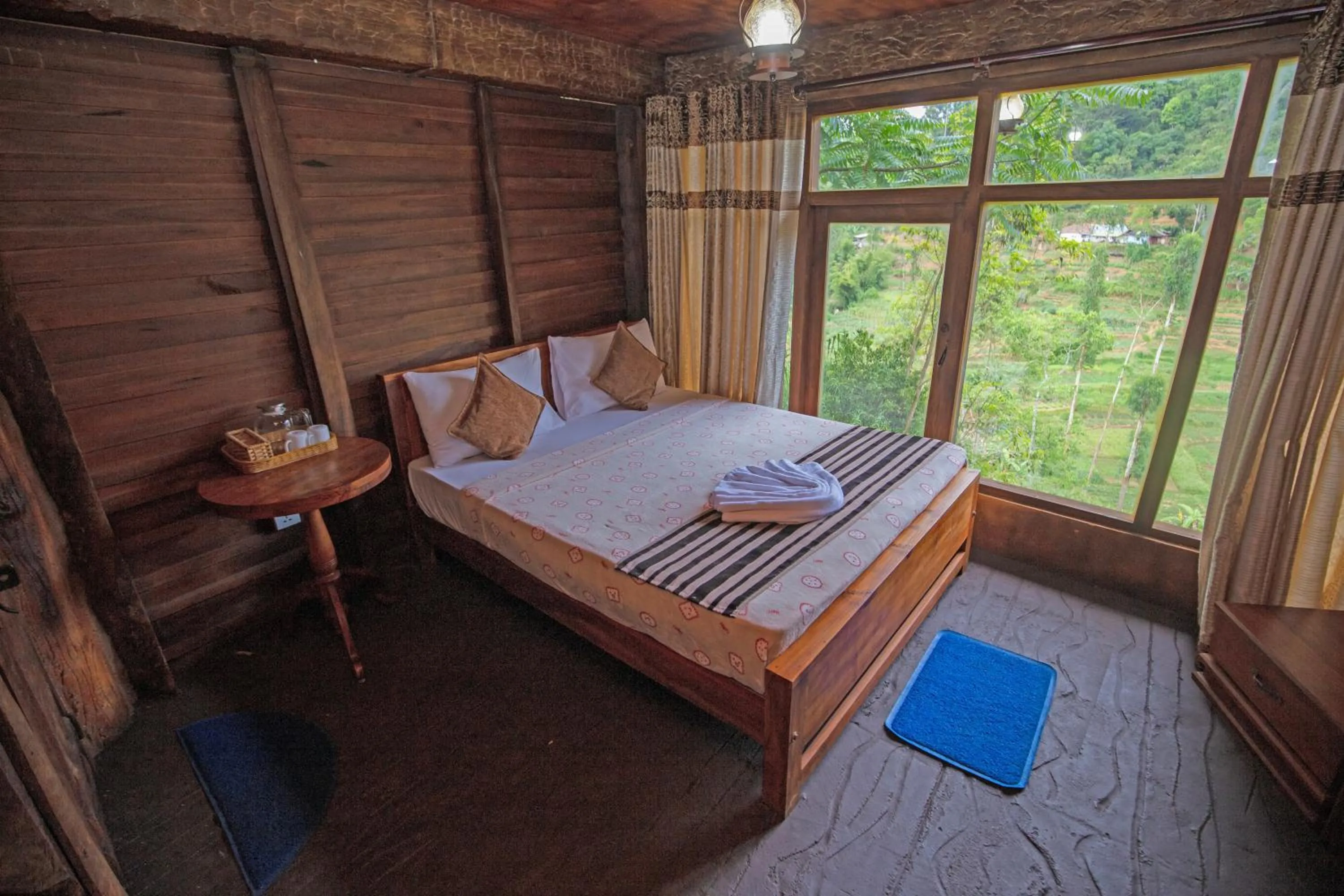 Bedroom, Bed in Top Mountain Resort