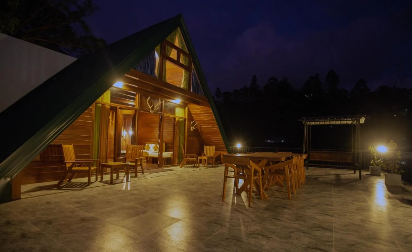 Property building in Top Mountain Resort