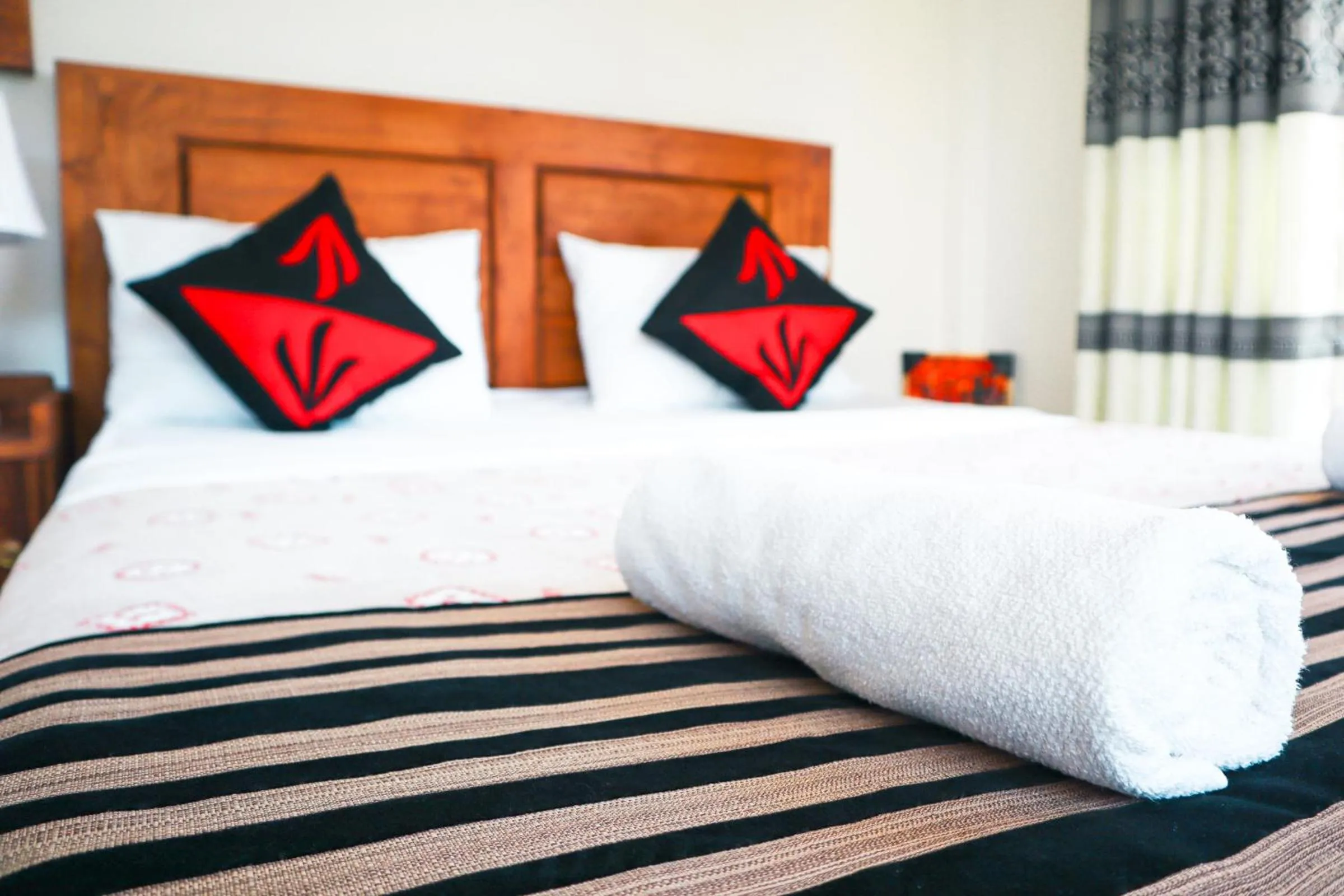 Bedroom, Bed in Top Mountain Resort