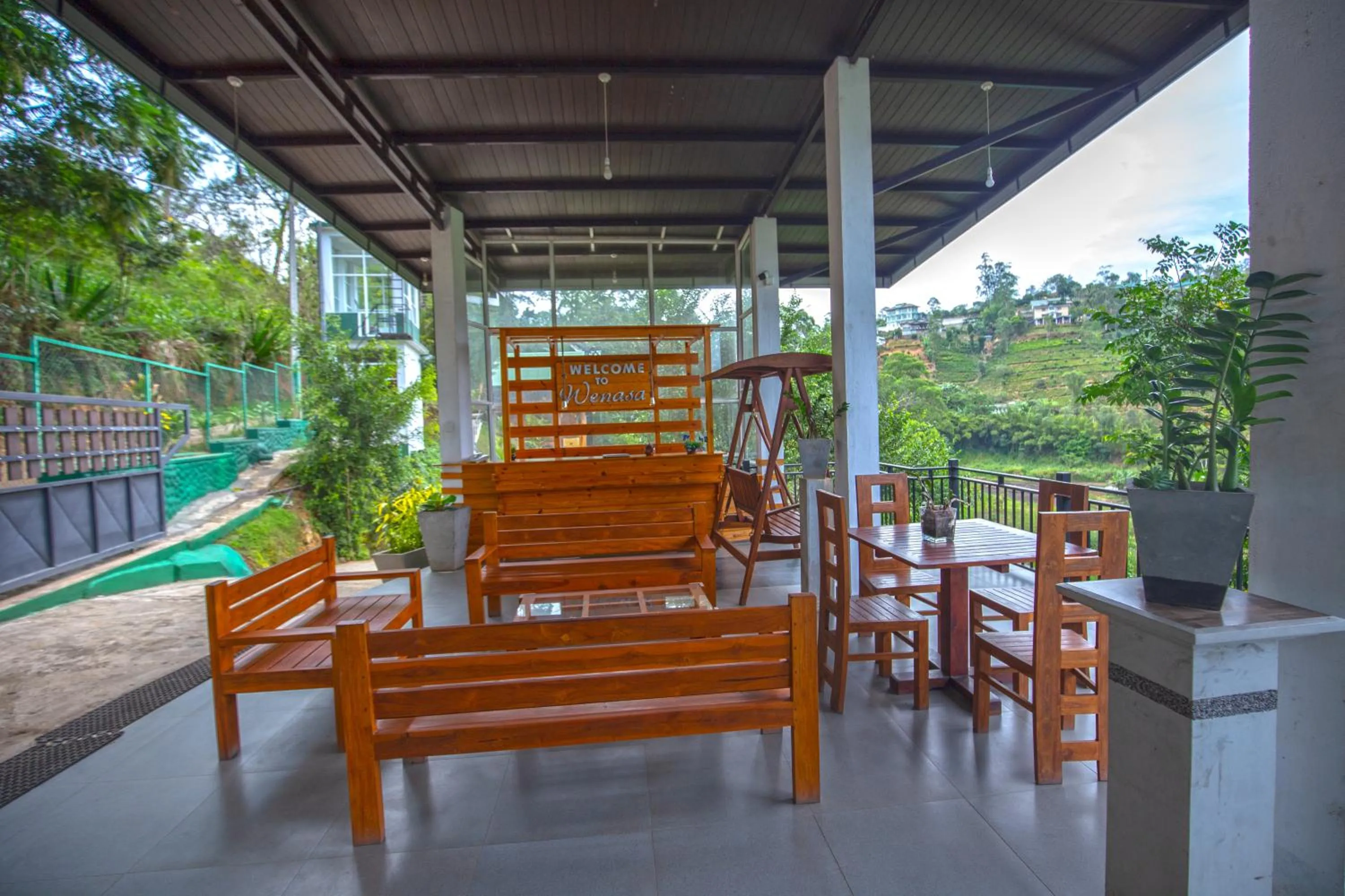 Facade/entrance in Top Mountain Resort