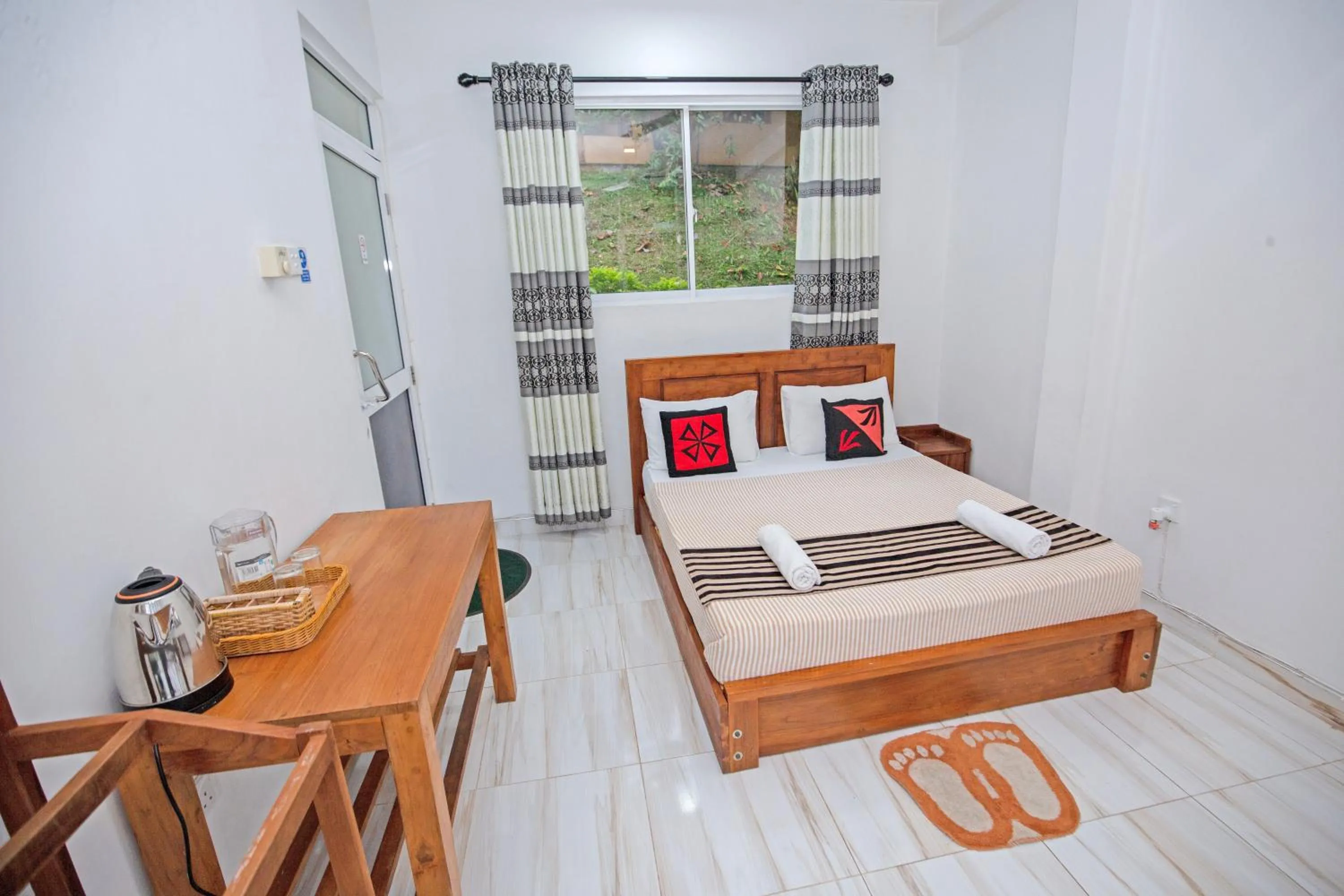 Bedroom, Bed in Top Mountain Resort