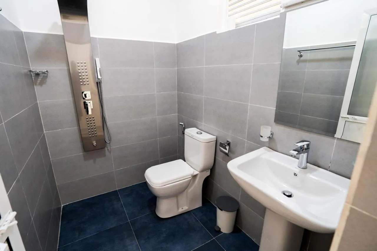 Shower in Top Mountain Resort