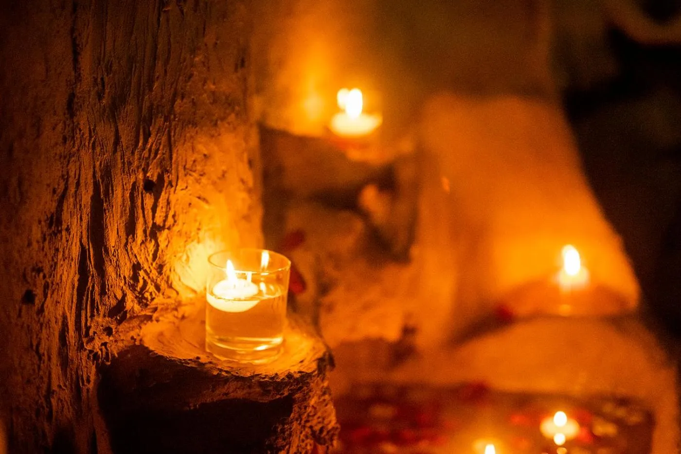 Decorative detail in Top Mountain Resort