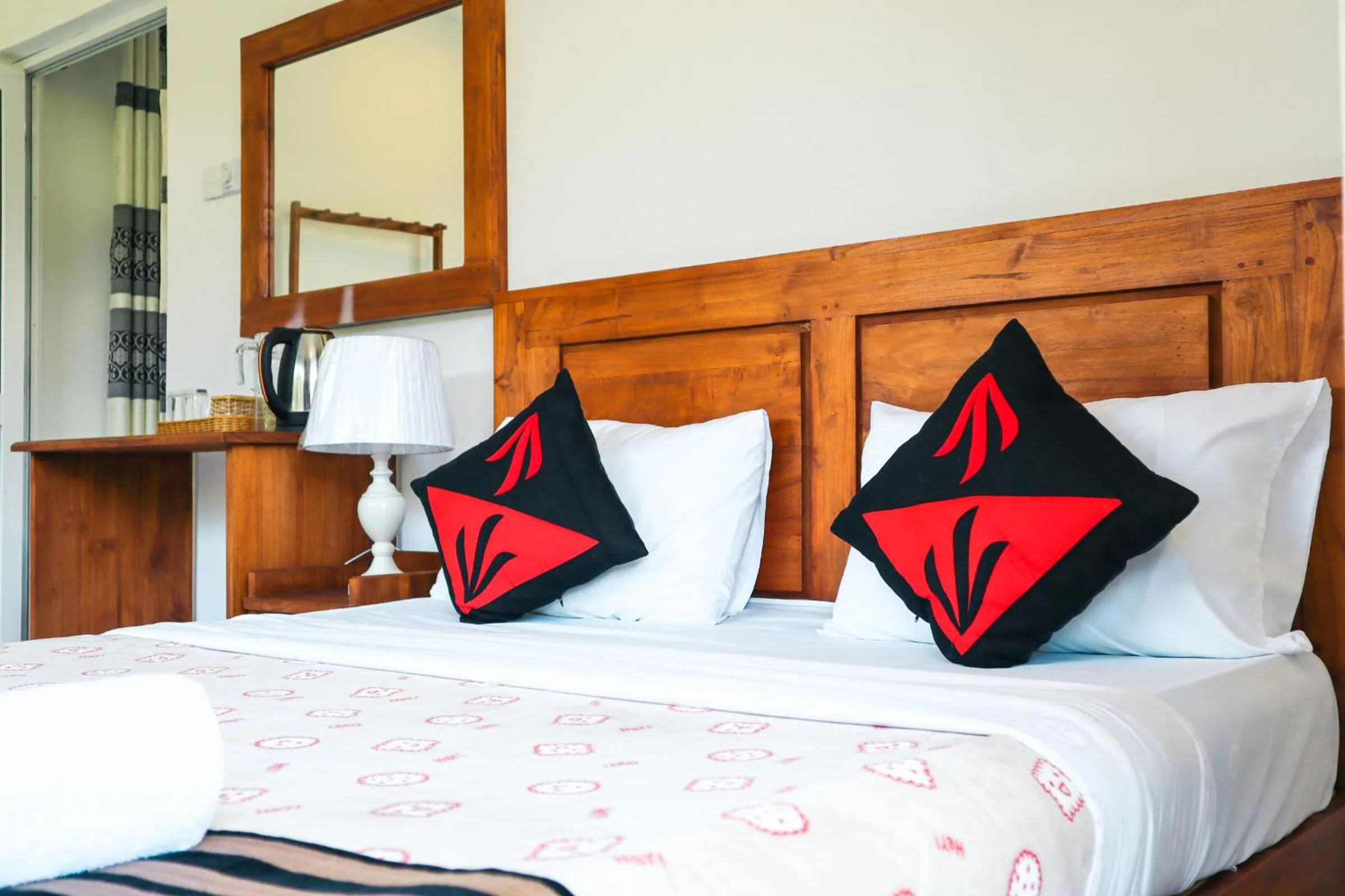 Bedroom, Bed in Top Mountain Resort