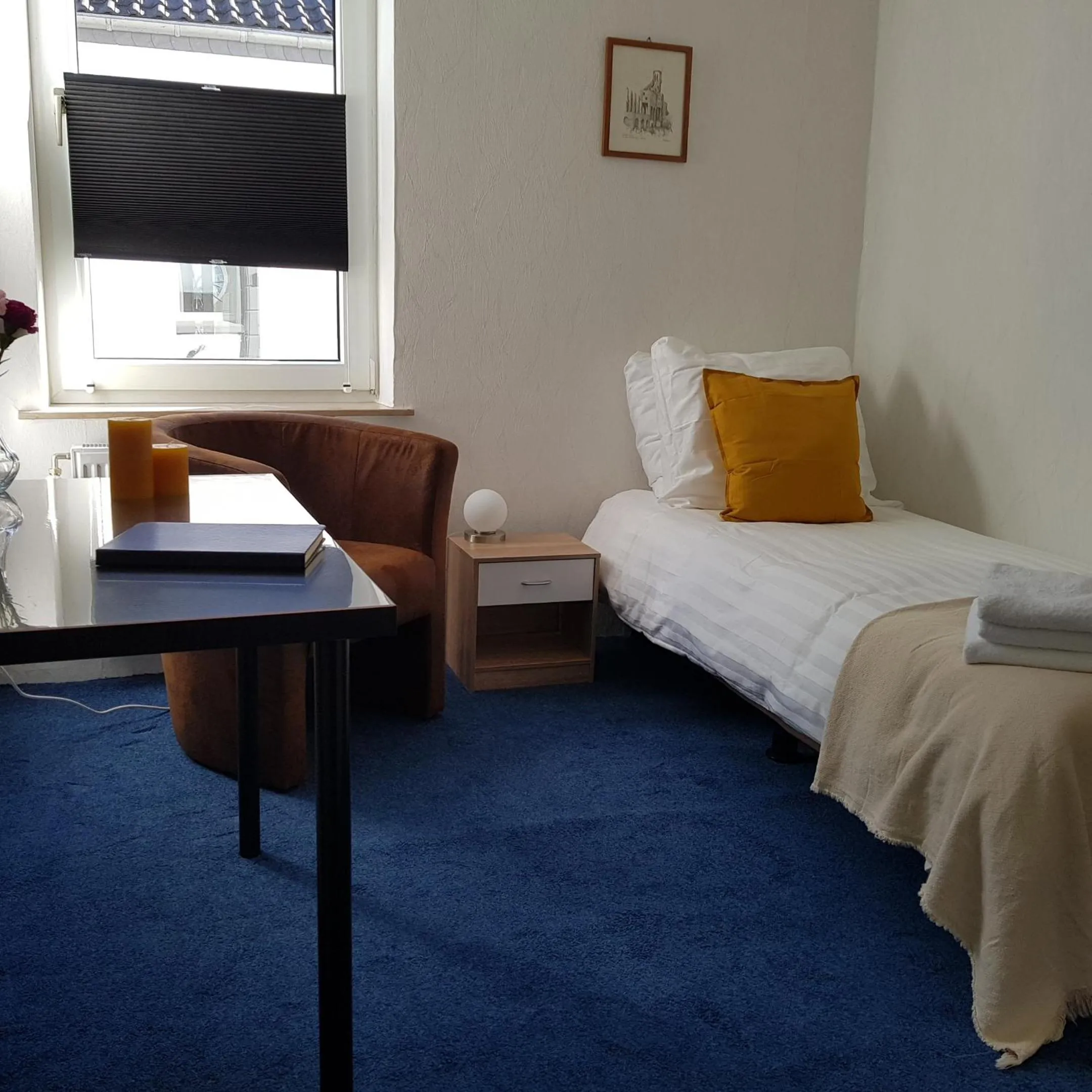 Photo of the whole room, Bed in B&b Broodhuis Kerkrade