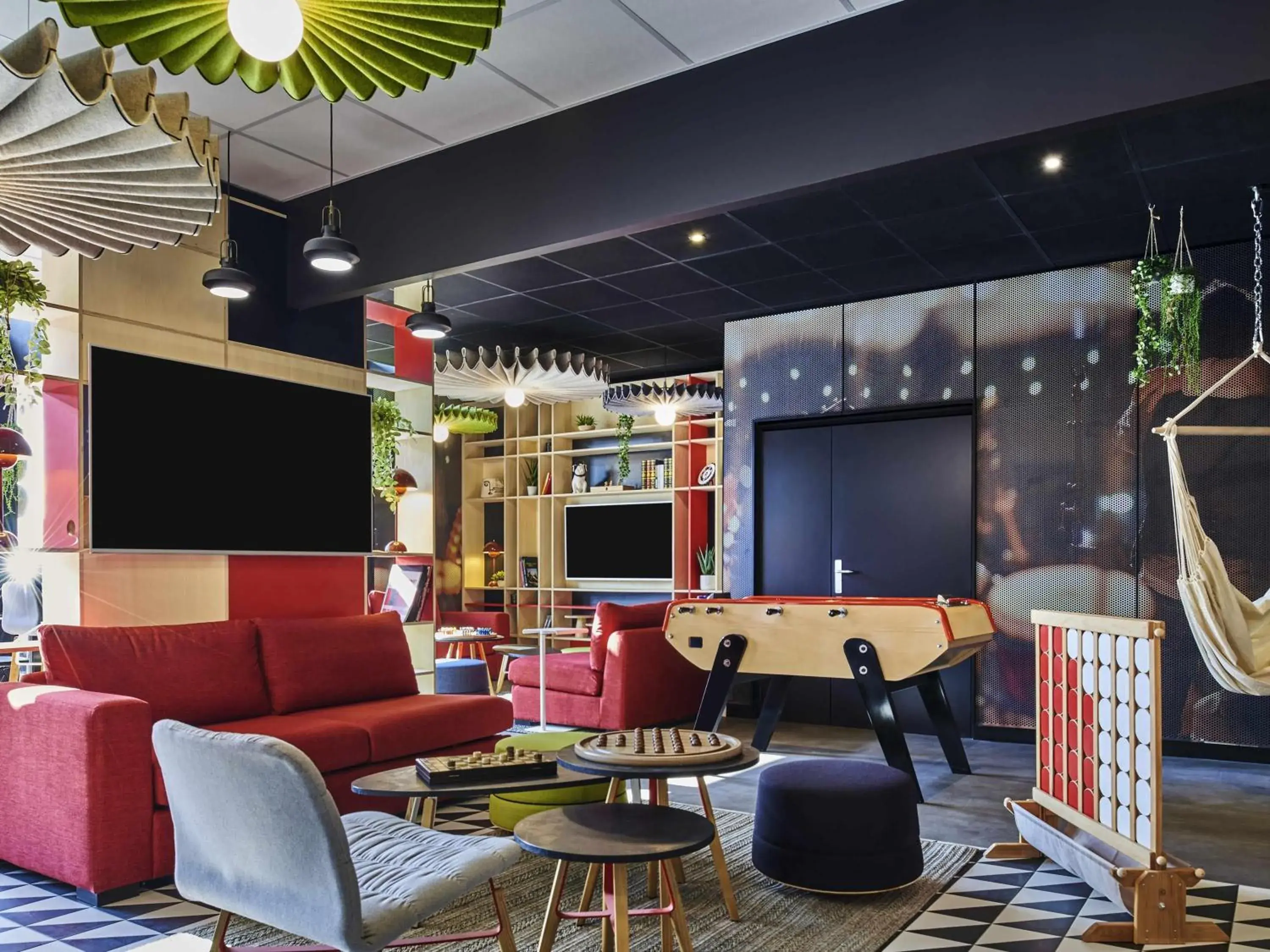 Property building in ibis Clamart Paris Velizy Property building in ibis Clamart Paris Velizy