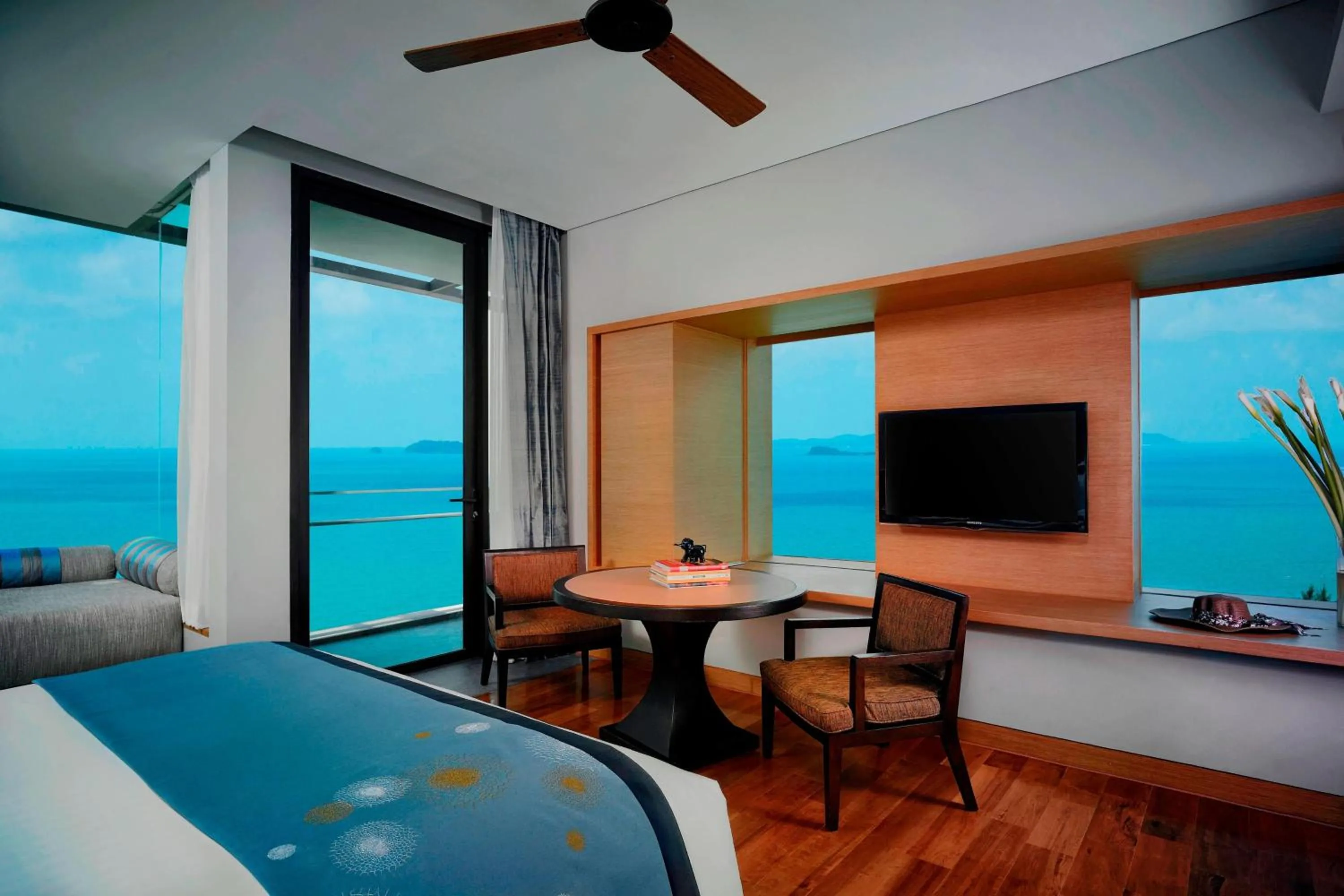 Photo of the whole room, Bed in Rayong Marriott Resort & Spa