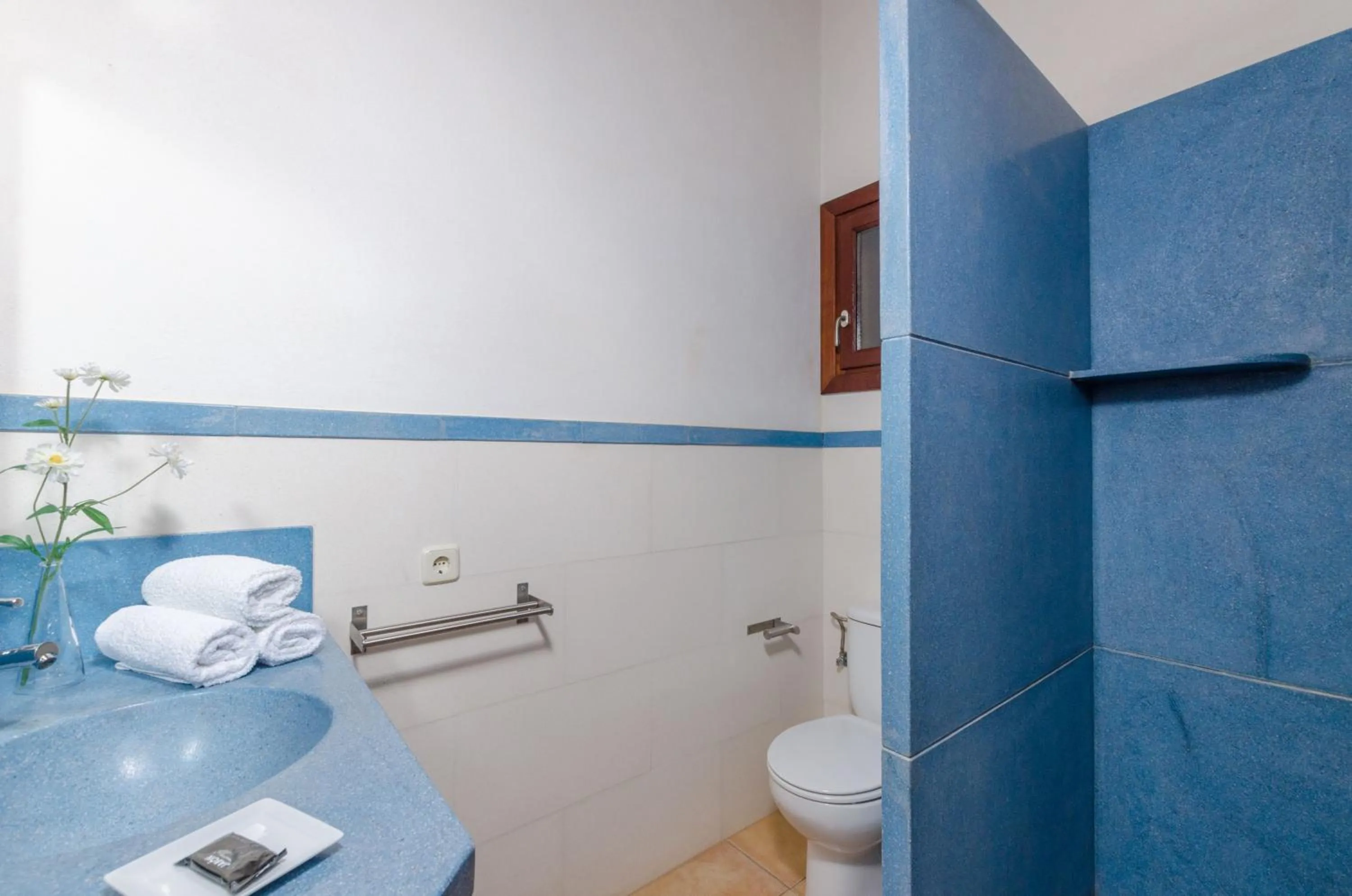 Bathroom in Na Maians