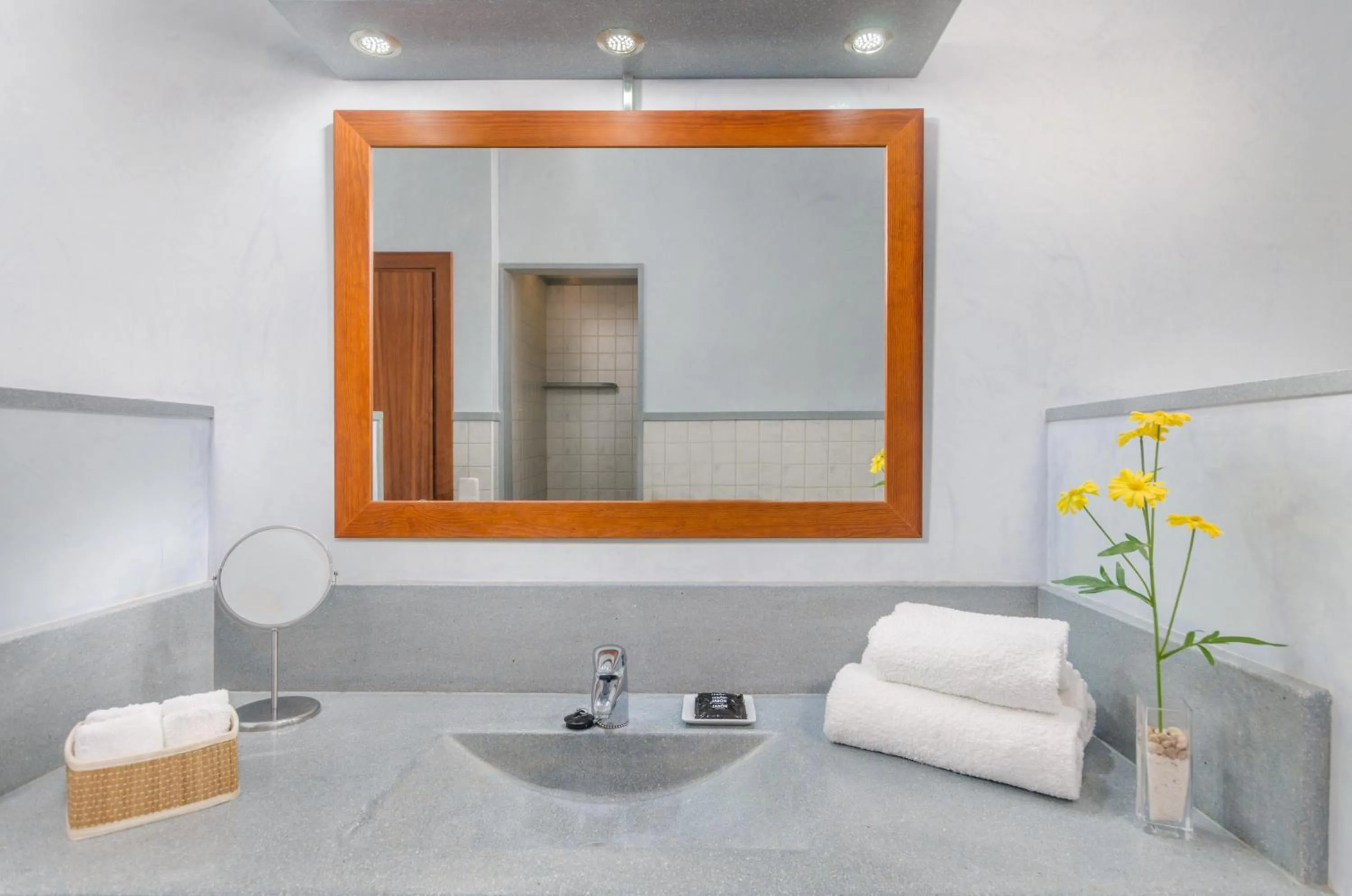 Bathroom in Na Maians
