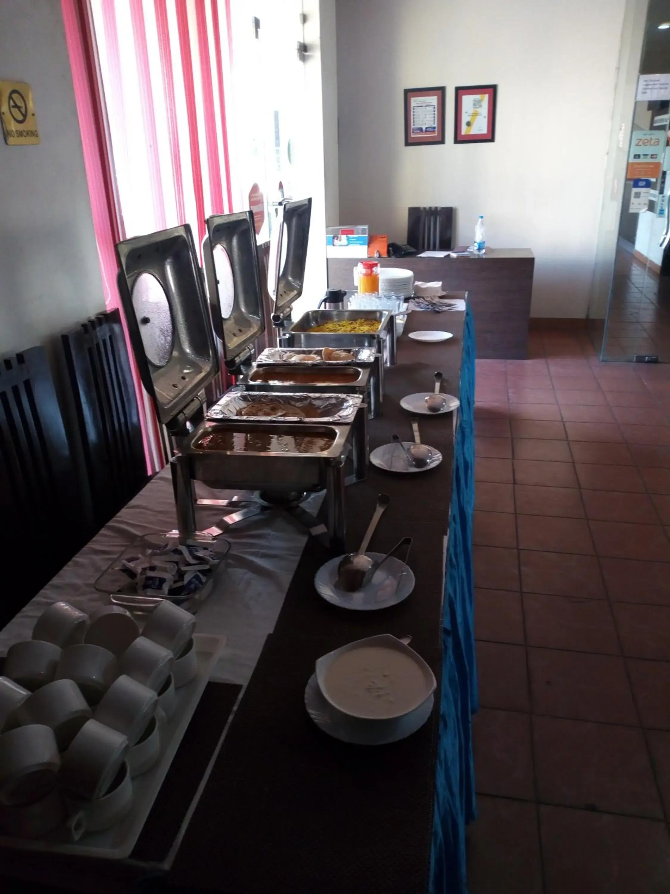 Breakfast in Hotel Savi Regency Breakfast in Hotel Savi Regency